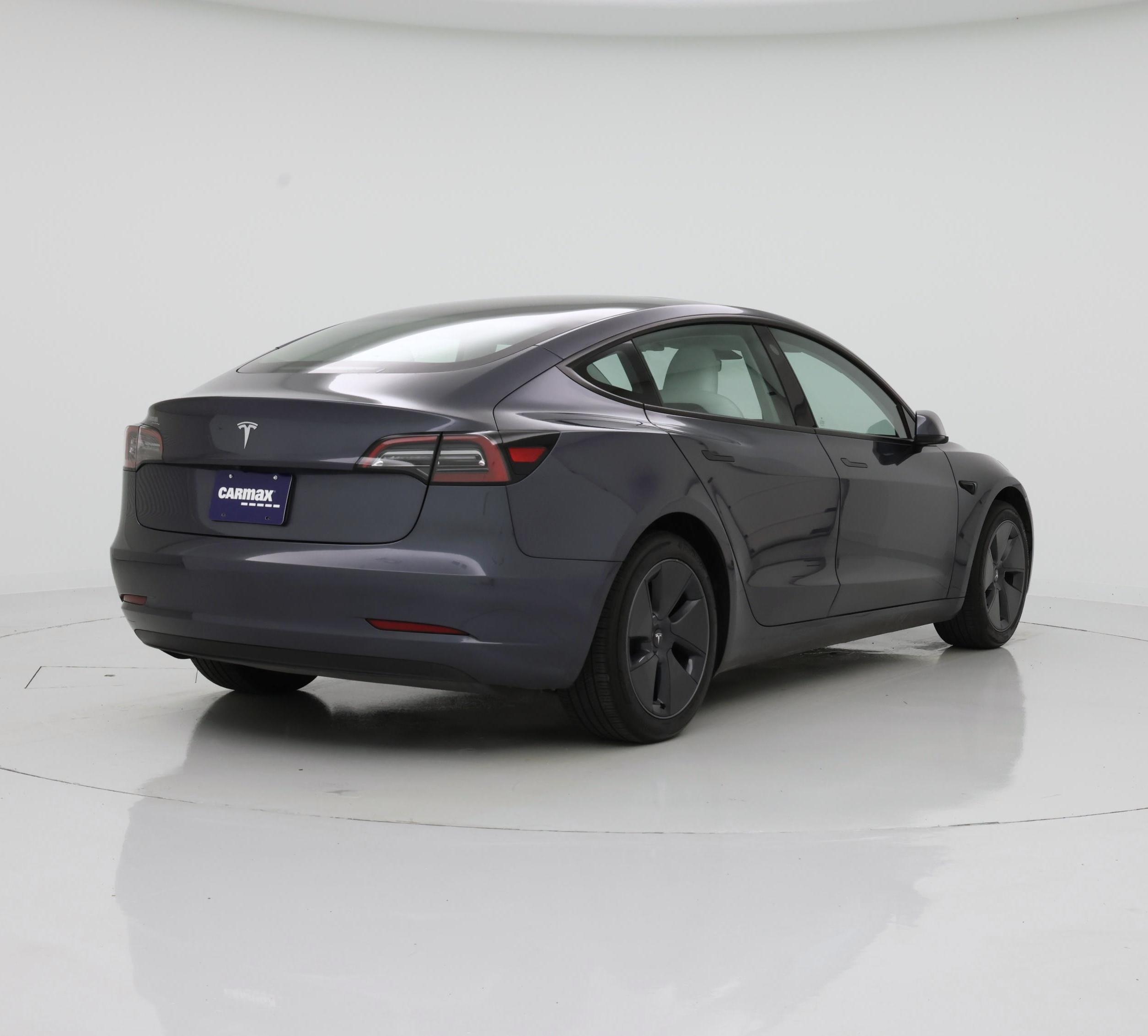 Thumbnail: 2023 Tesla Model 3 - 8