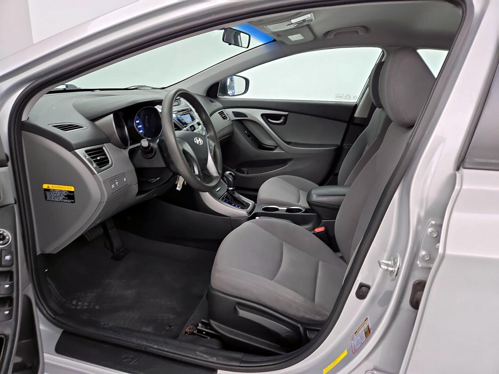 Thumbnail: 2015 Hyundai Elantra - 11