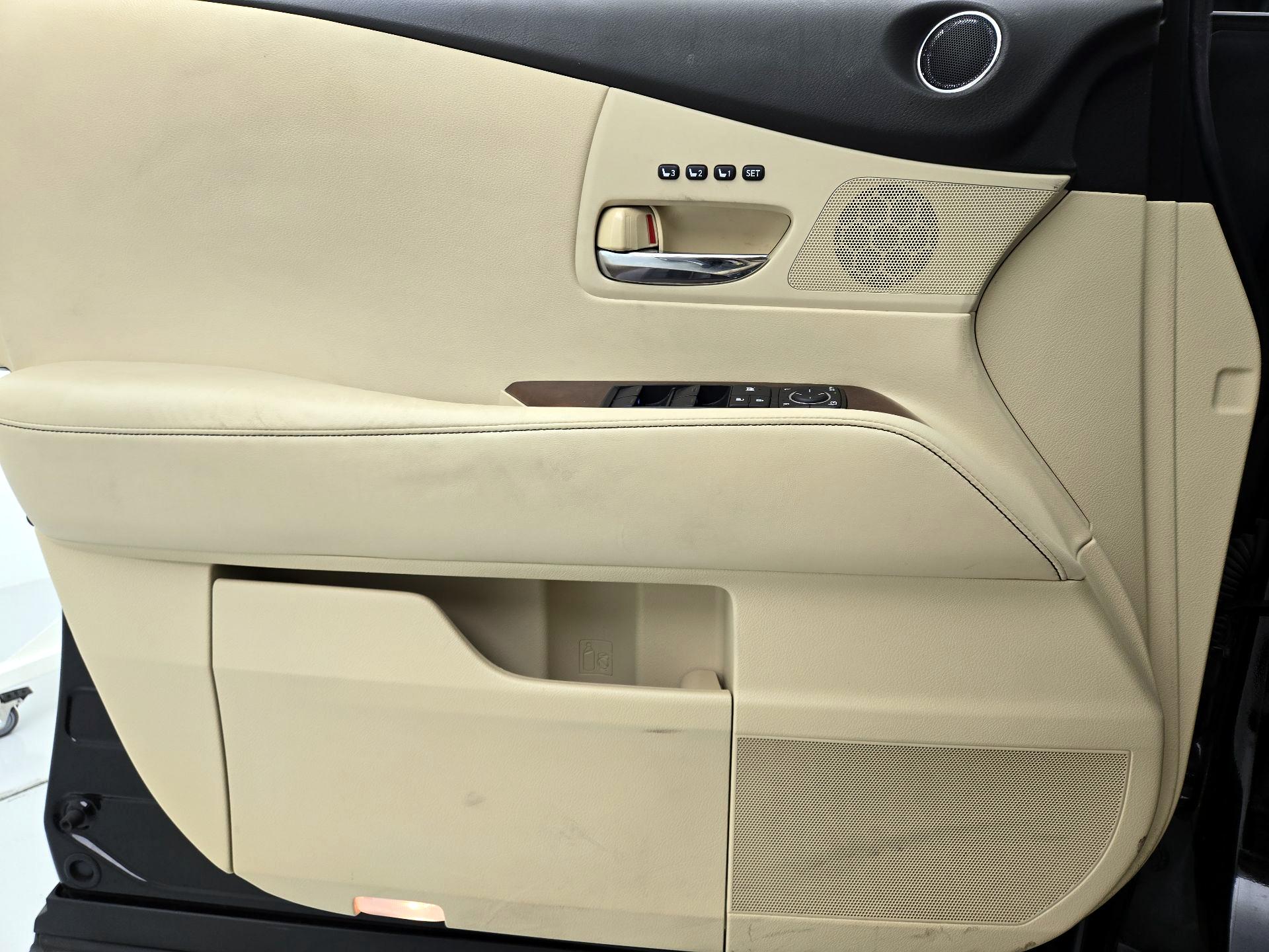 Thumbnail: 2013 Lexus RX - 12