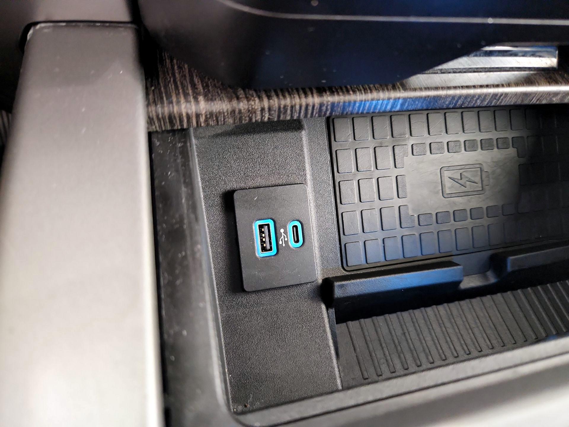 Thumbnail: 2021 Ford F-250 - 19