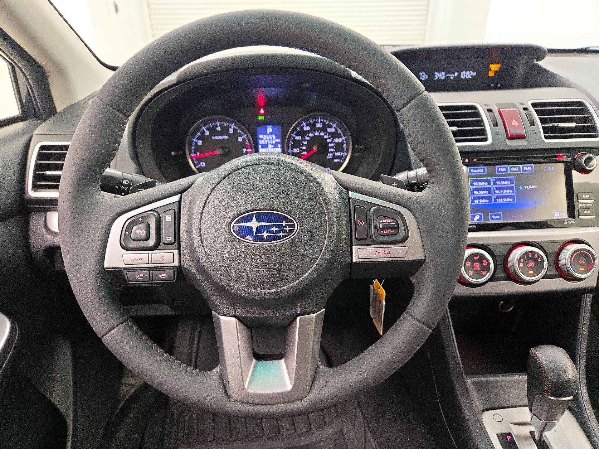Thumbnail: 2017 Subaru Crosstrek - 10