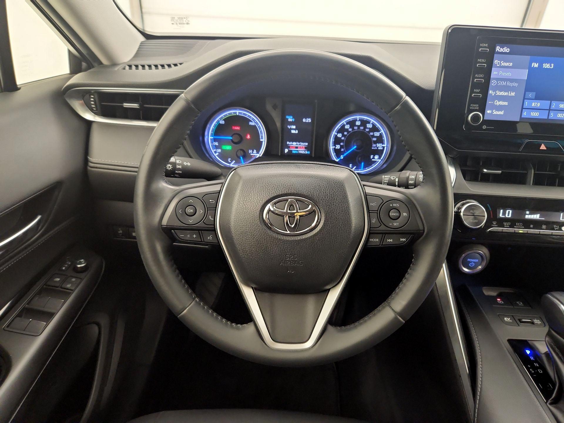 Thumbnail: 2021 Toyota Venza - 10