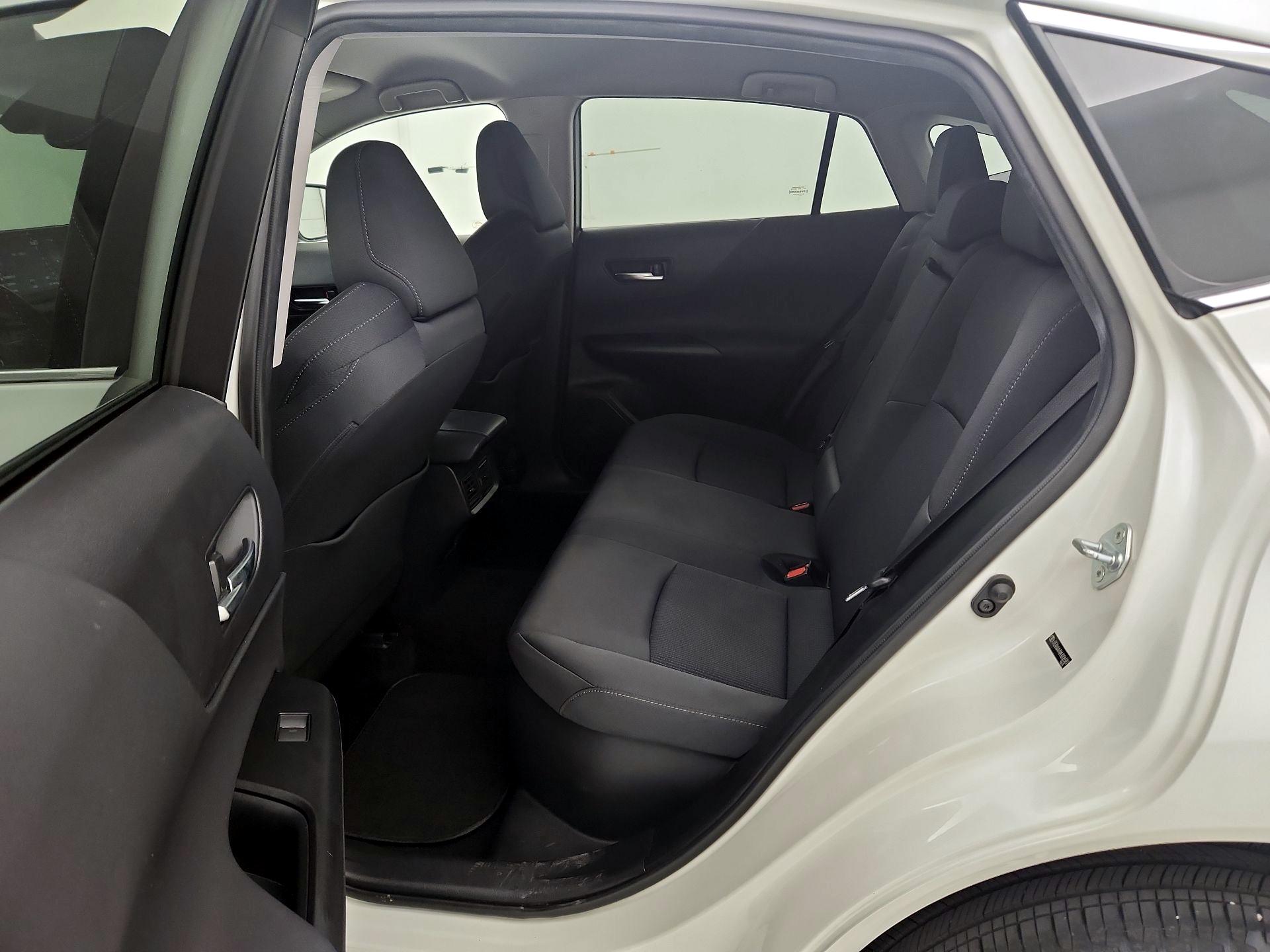 Thumbnail: 2021 Toyota Venza - 19