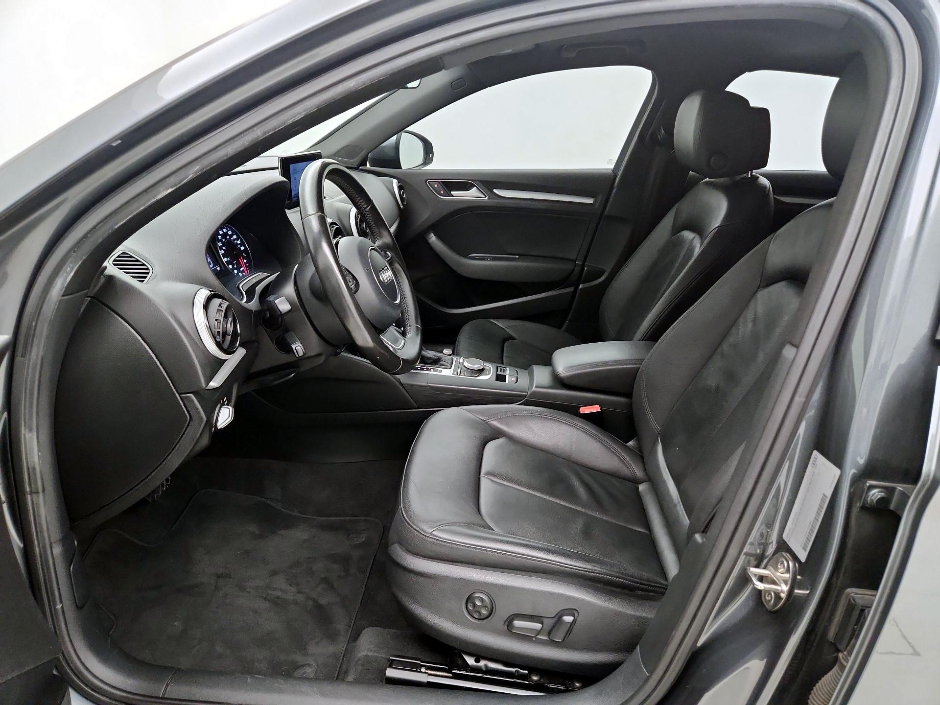 Thumbnail: 2016 Audi A3 - 11