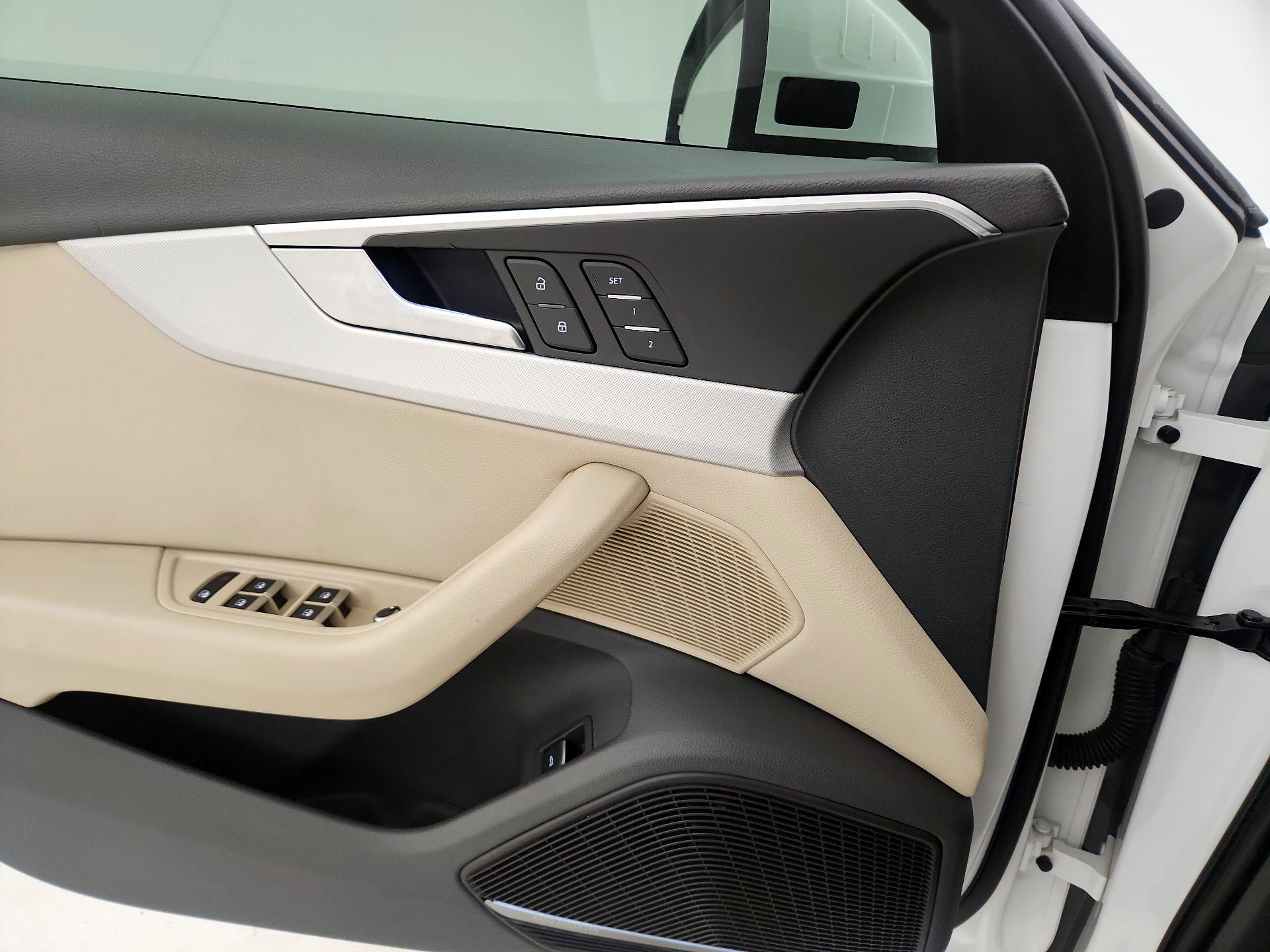 Thumbnail: 2017 Audi A4 - 12