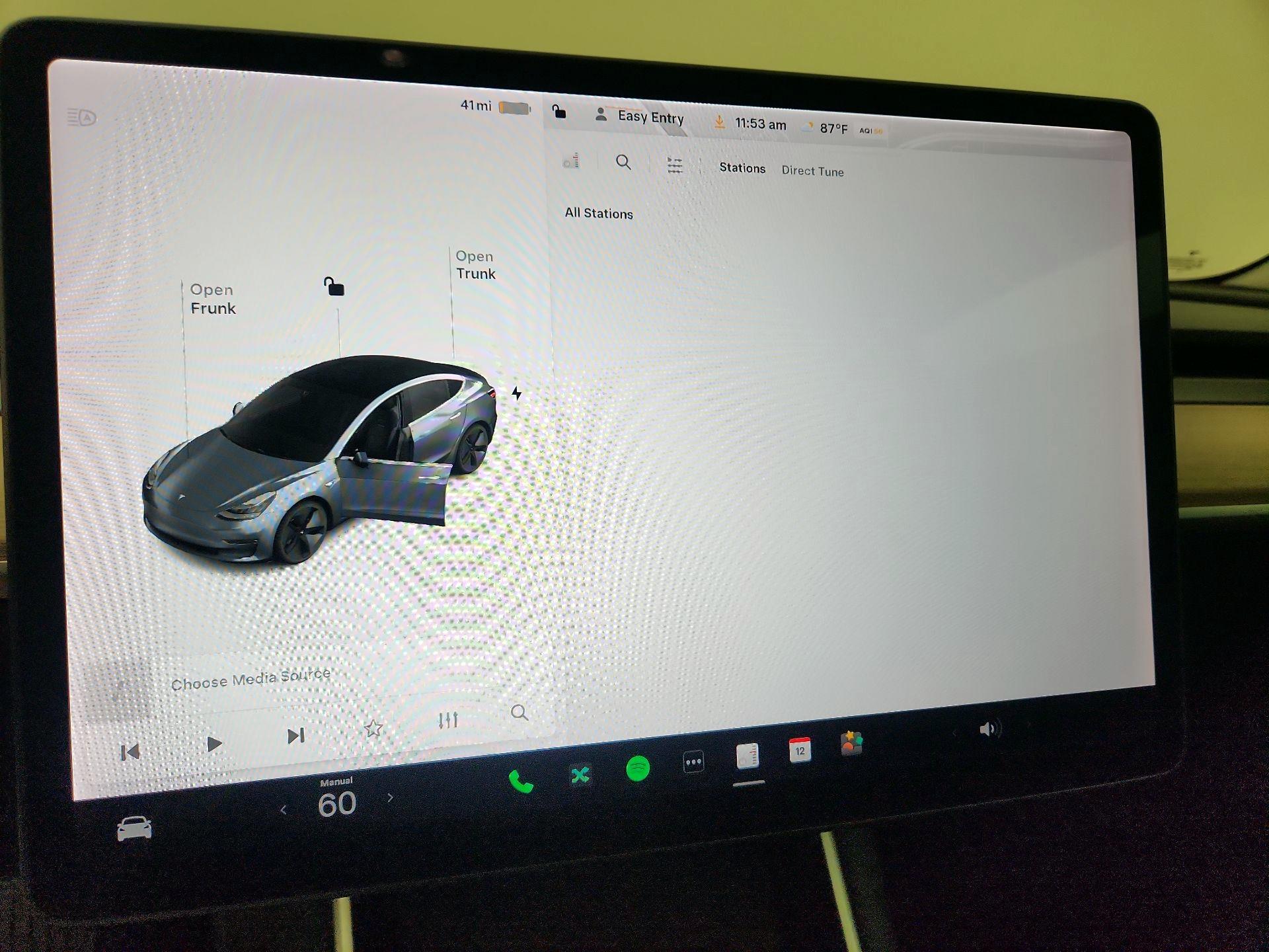 Thumbnail: 2018 Tesla Model 3 - 15