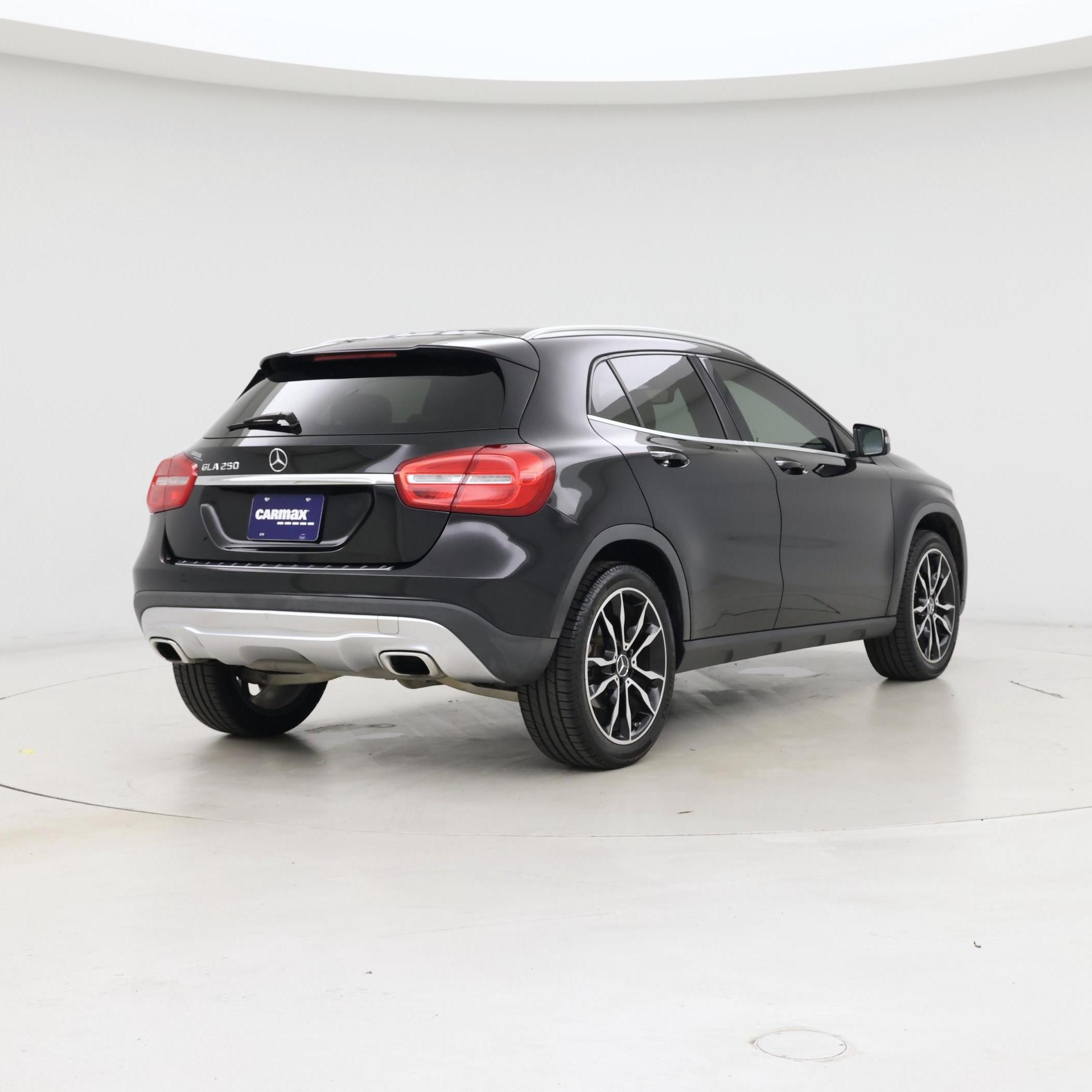 Thumbnail: 2015 Mercedes-Benz GLA - 8