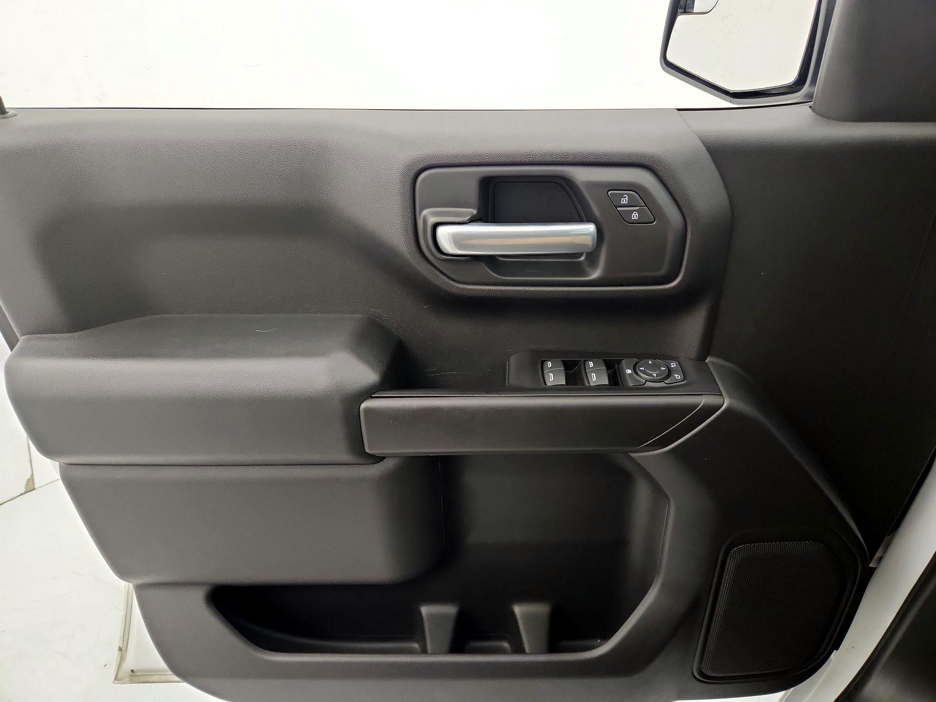 Thumbnail: 2020 Chevrolet Silverado 1500 - 12