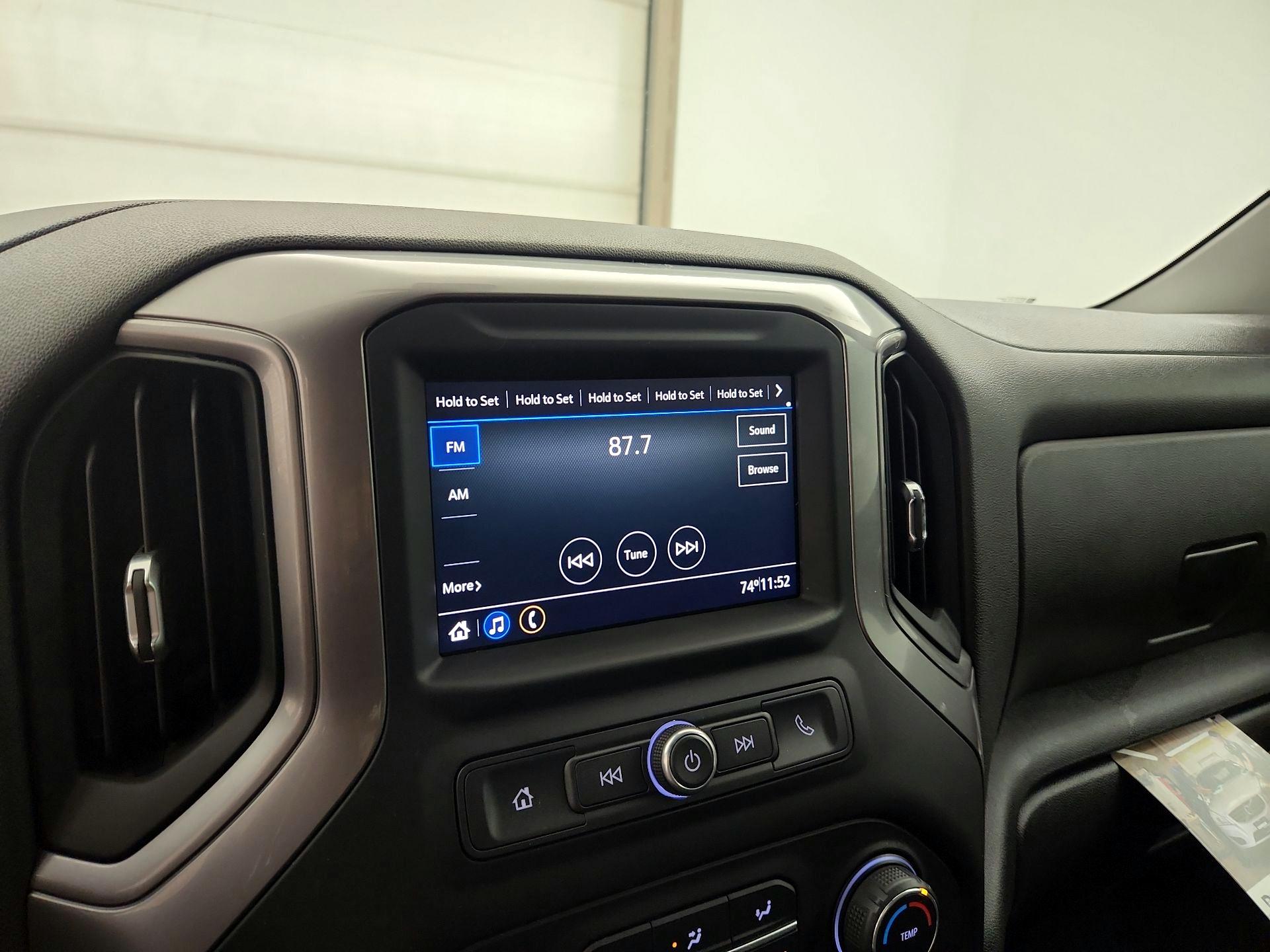 Thumbnail: 2020 Chevrolet Silverado 1500 - 15