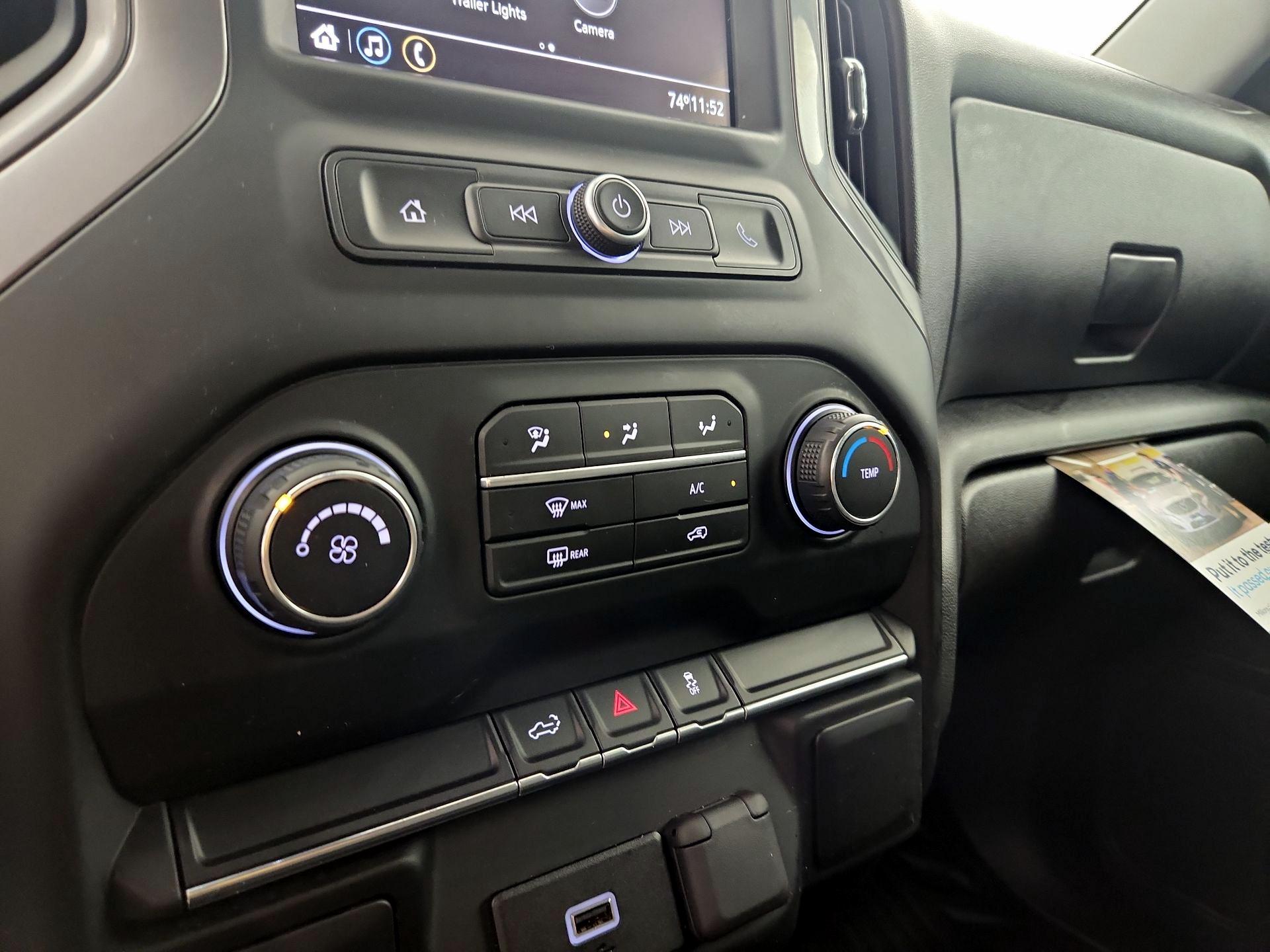 Thumbnail: 2020 Chevrolet Silverado 1500 - 16