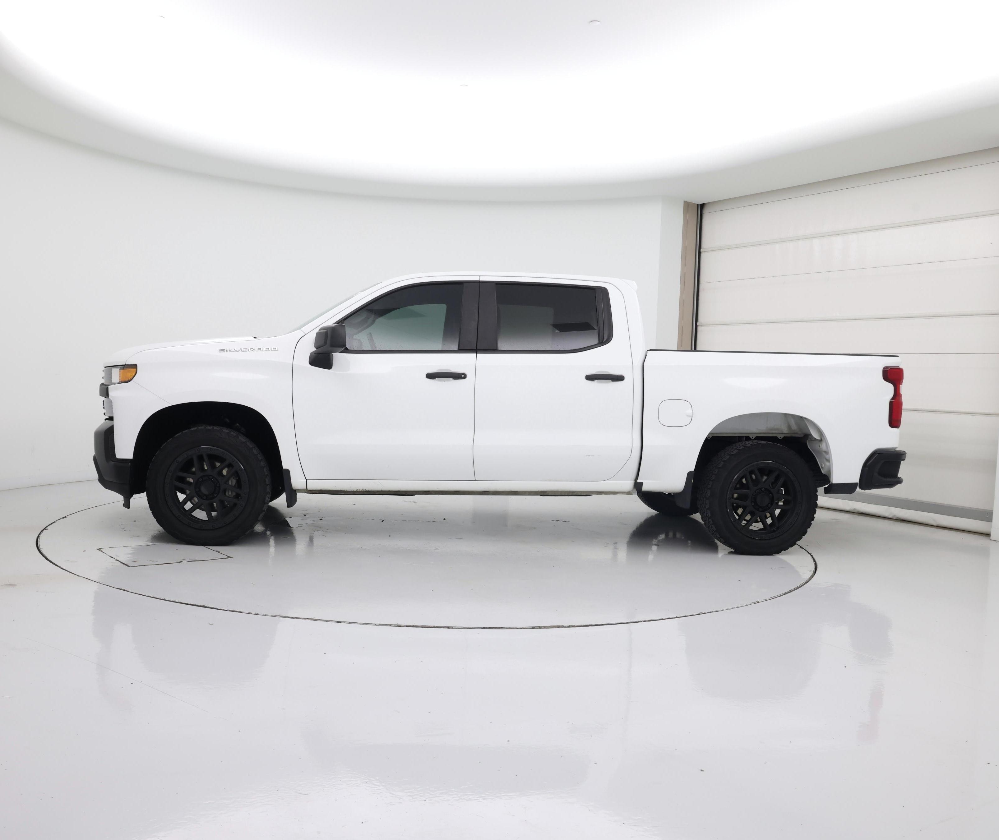 Thumbnail: 2020 Chevrolet Silverado 1500 - 3