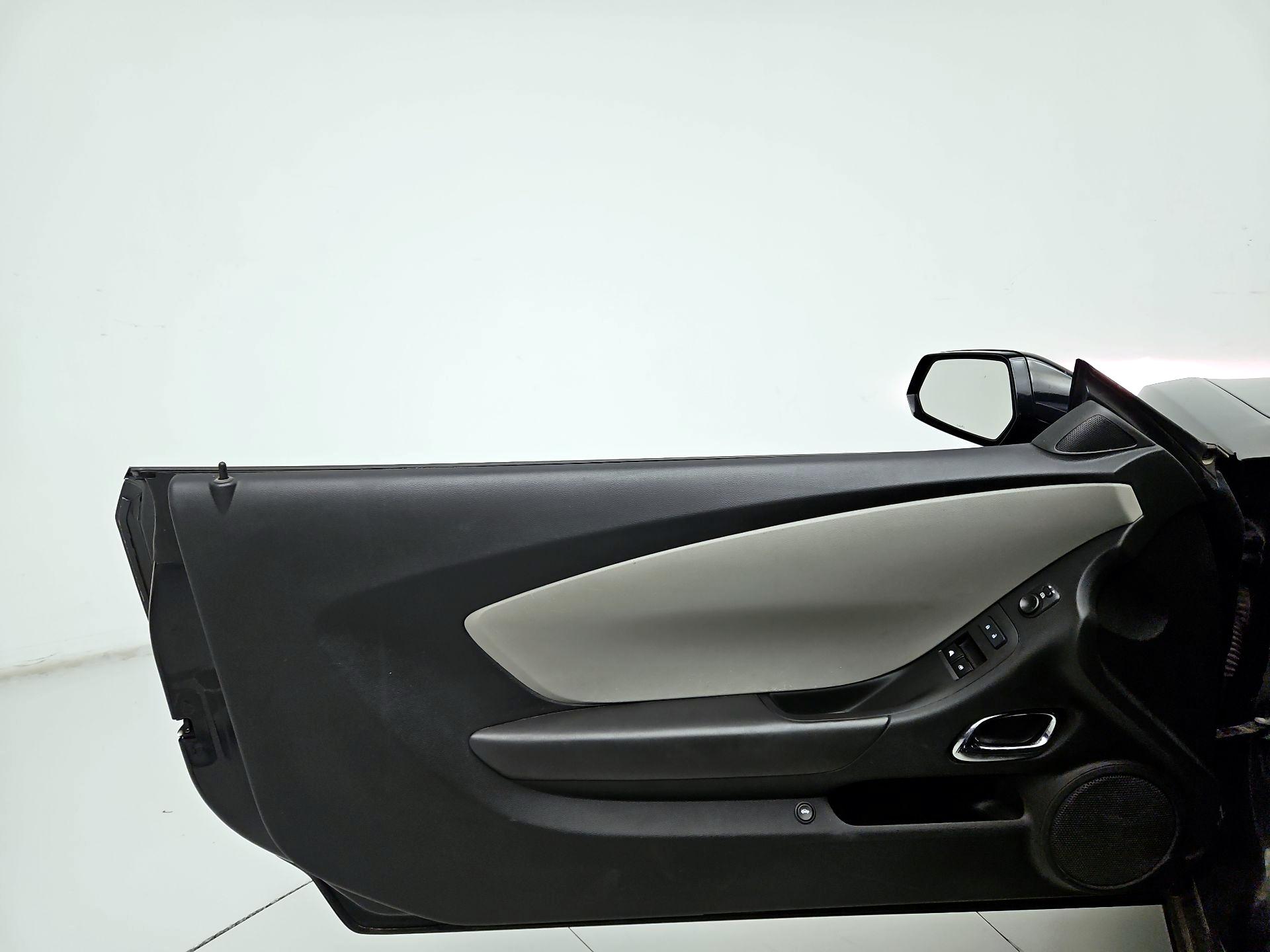 Thumbnail: 2014 Chevrolet Camaro - 12