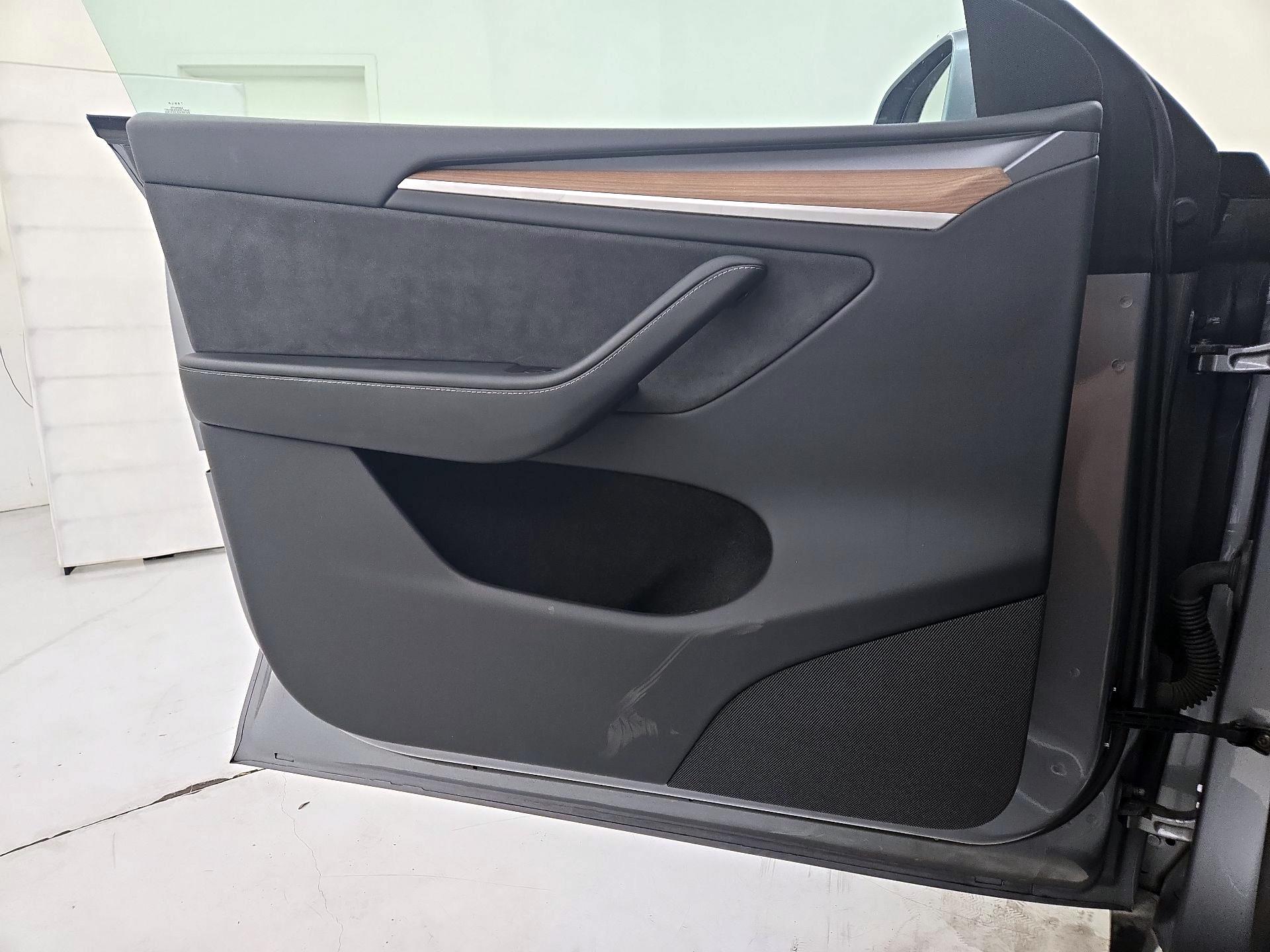 Thumbnail: 2024 Tesla Model Y - 12