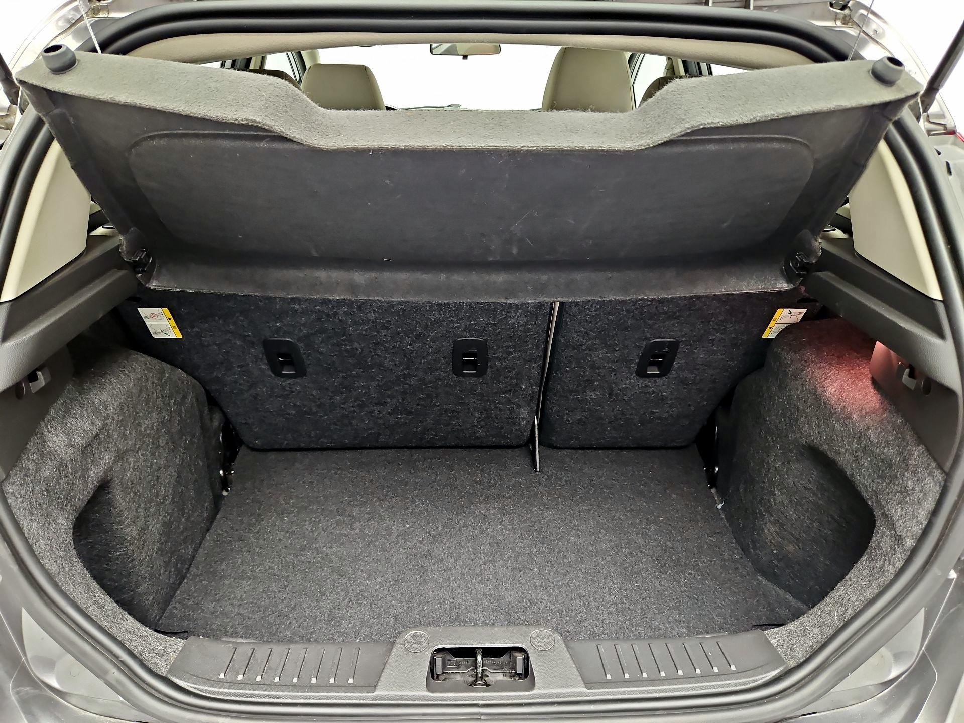 Thumbnail: 2014 Ford Fiesta - 19