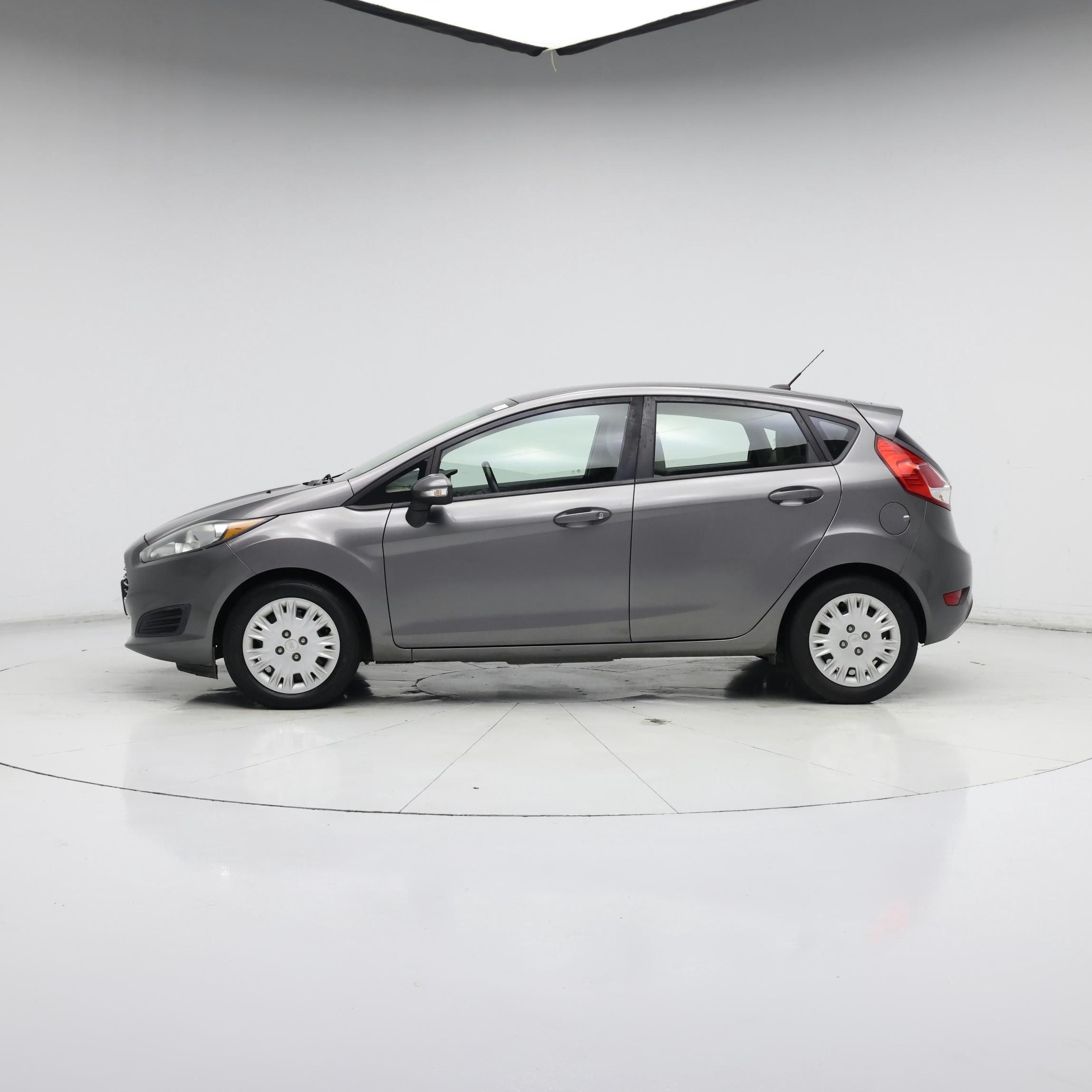 Thumbnail: 2014 Ford Fiesta - 3