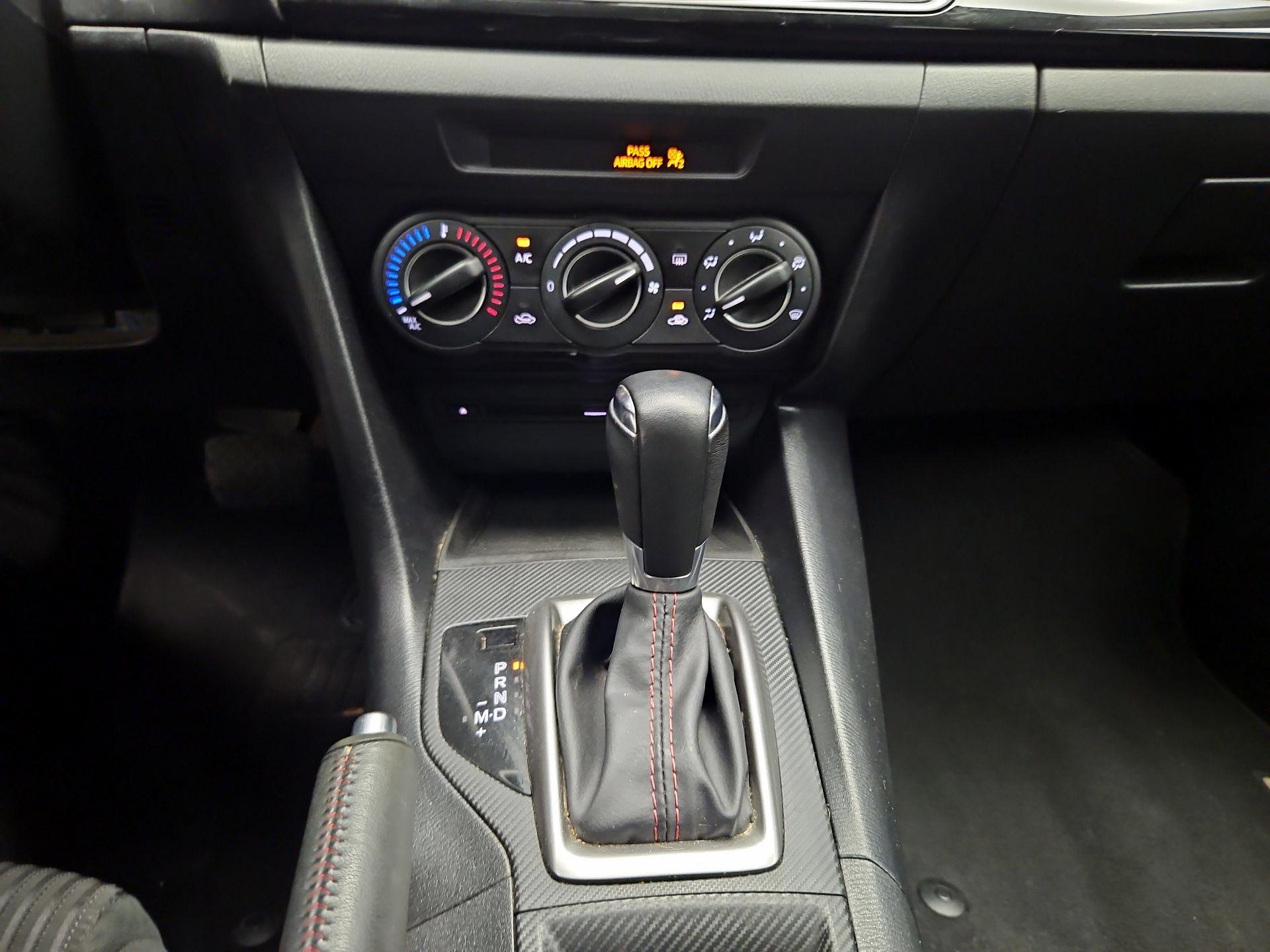 Thumbnail: 2014 Mazda Mazda3 - 15