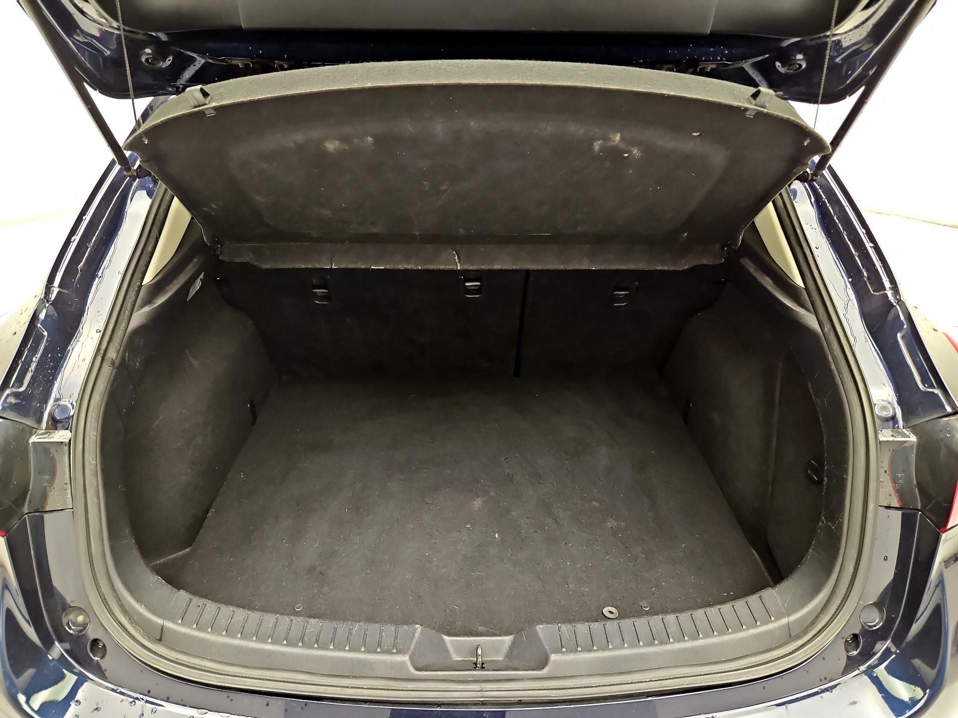 Thumbnail: 2014 Mazda Mazda3 - 17