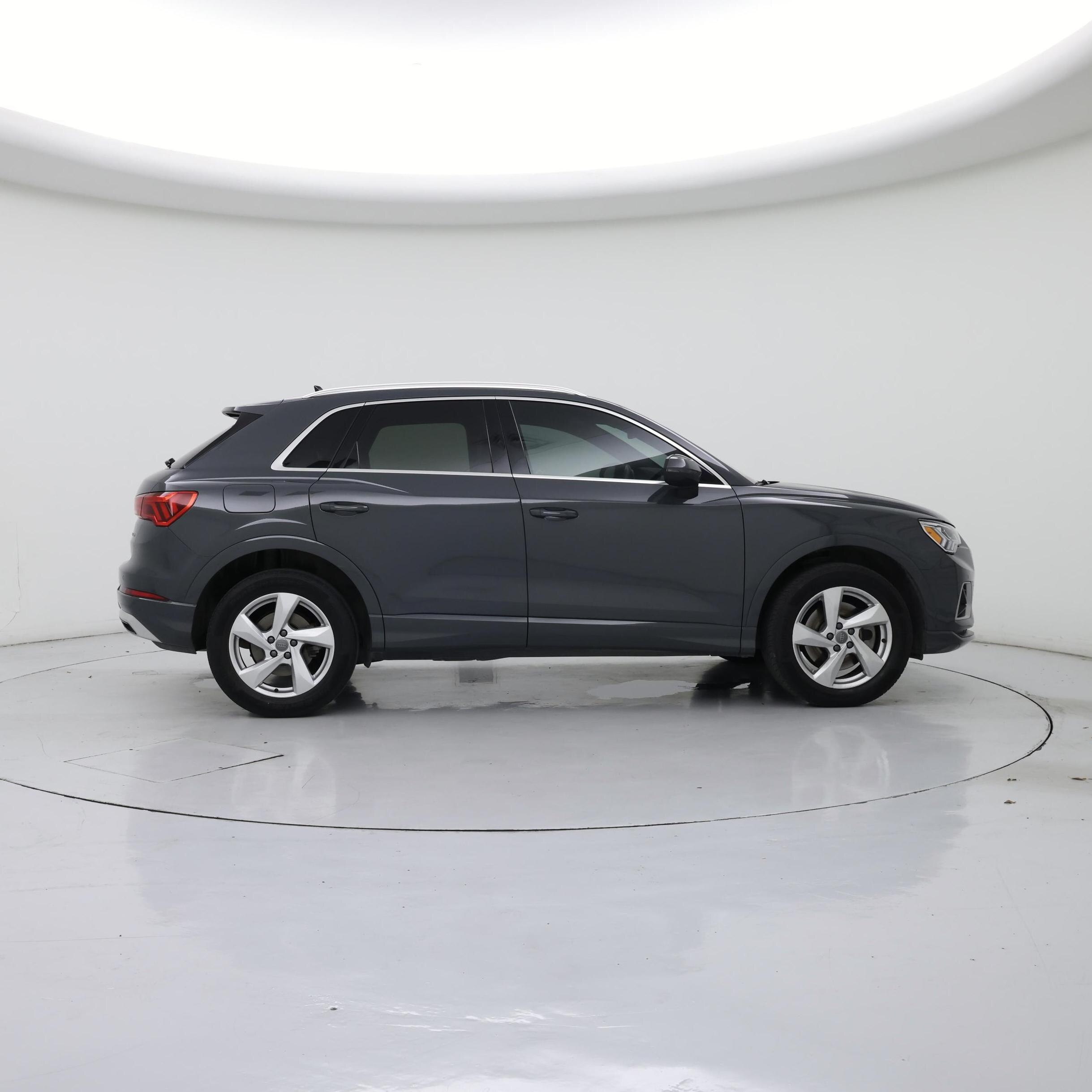 Thumbnail: 2020 Audi Q3 - 7