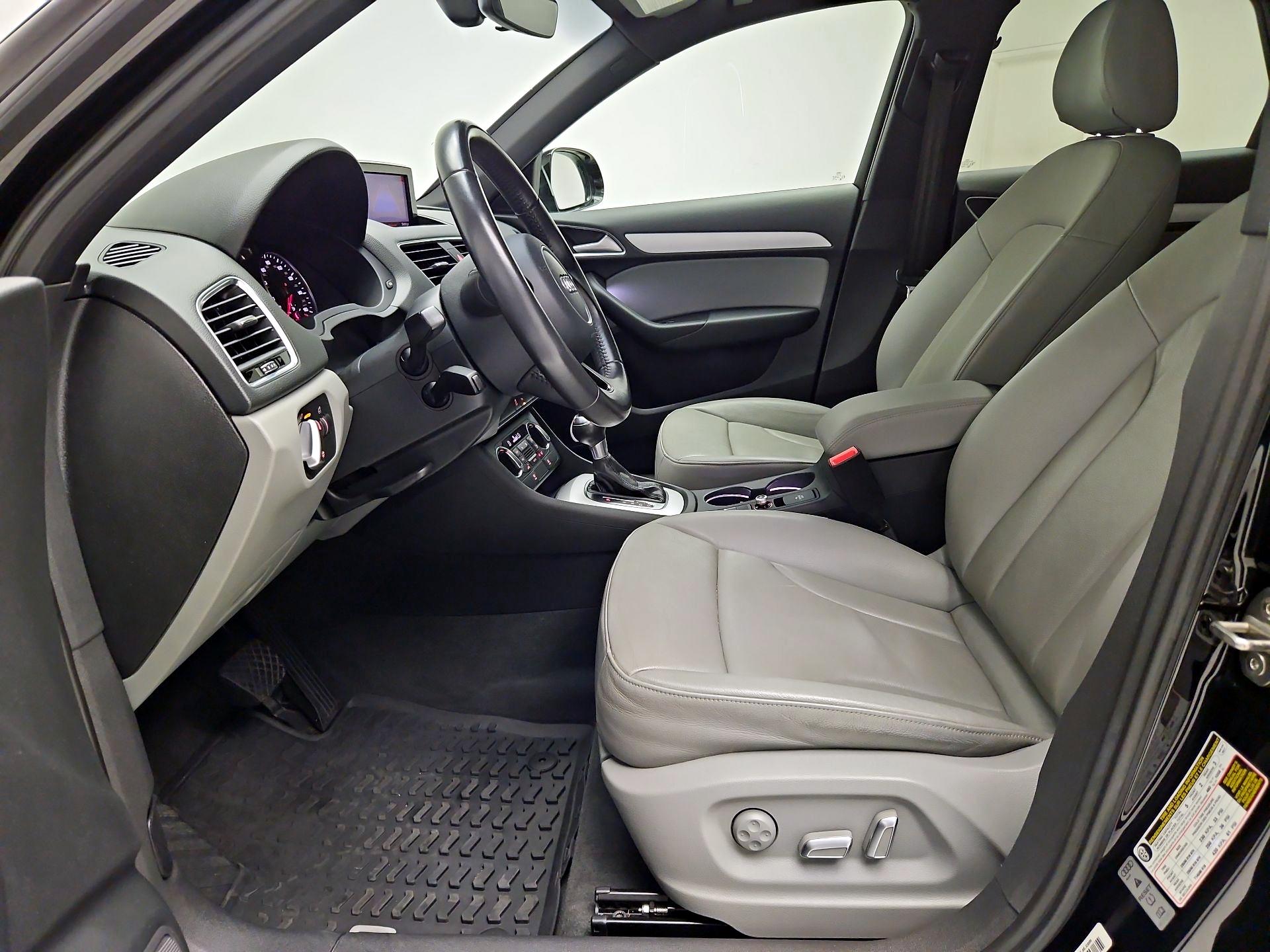 Thumbnail: 2017 Audi Q3 - 11