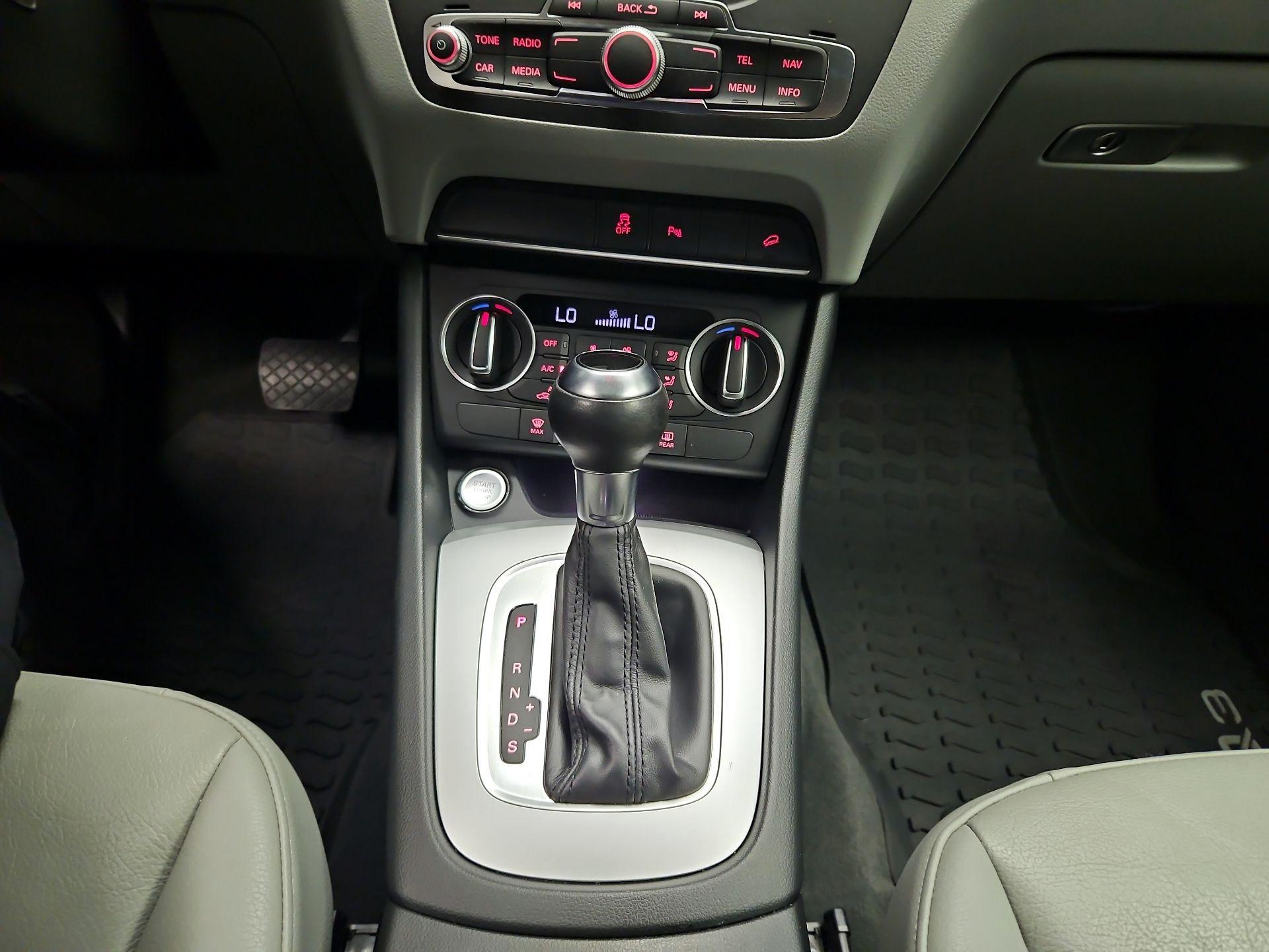 Thumbnail: 2017 Audi Q3 - 16