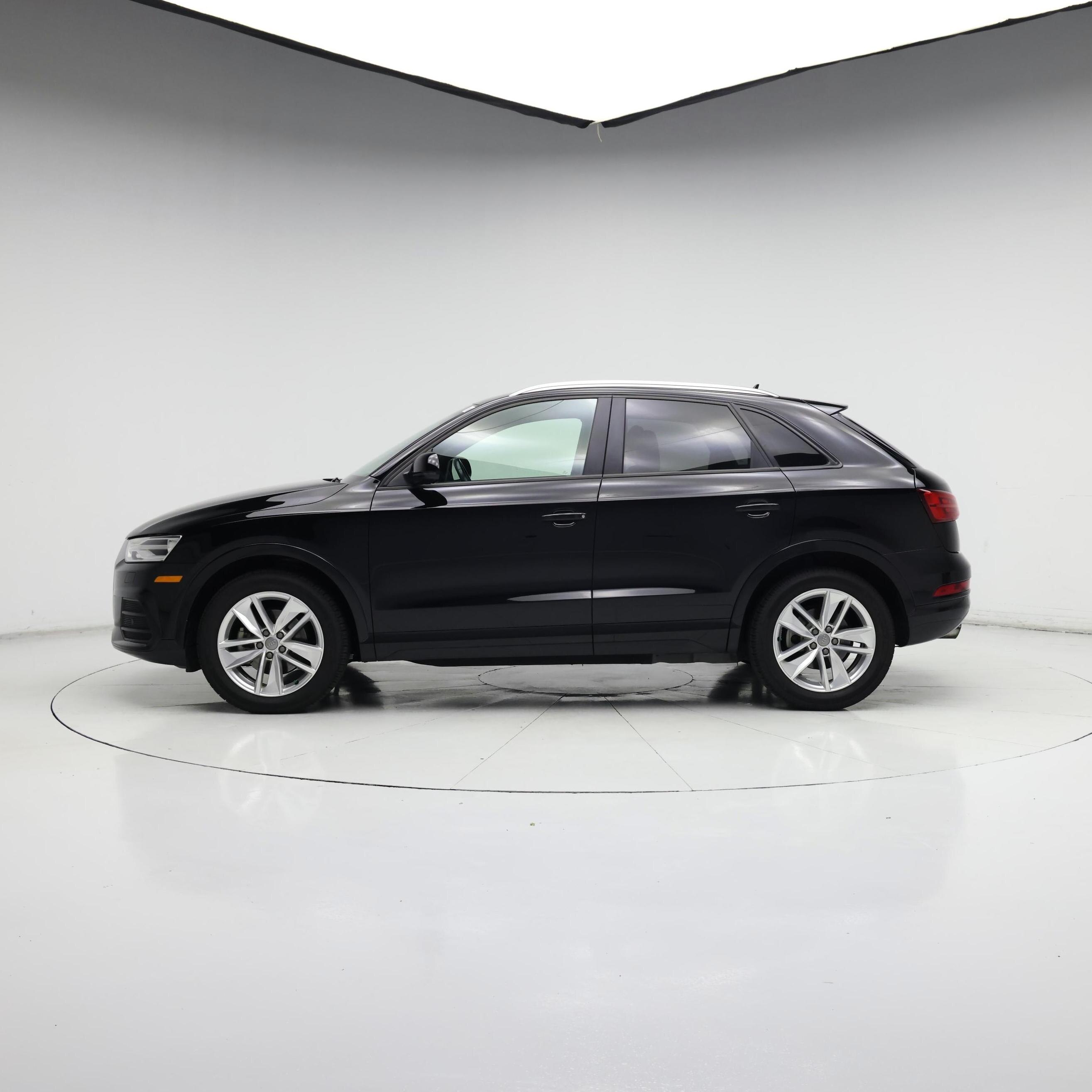 Thumbnail: 2017 Audi Q3 - 3