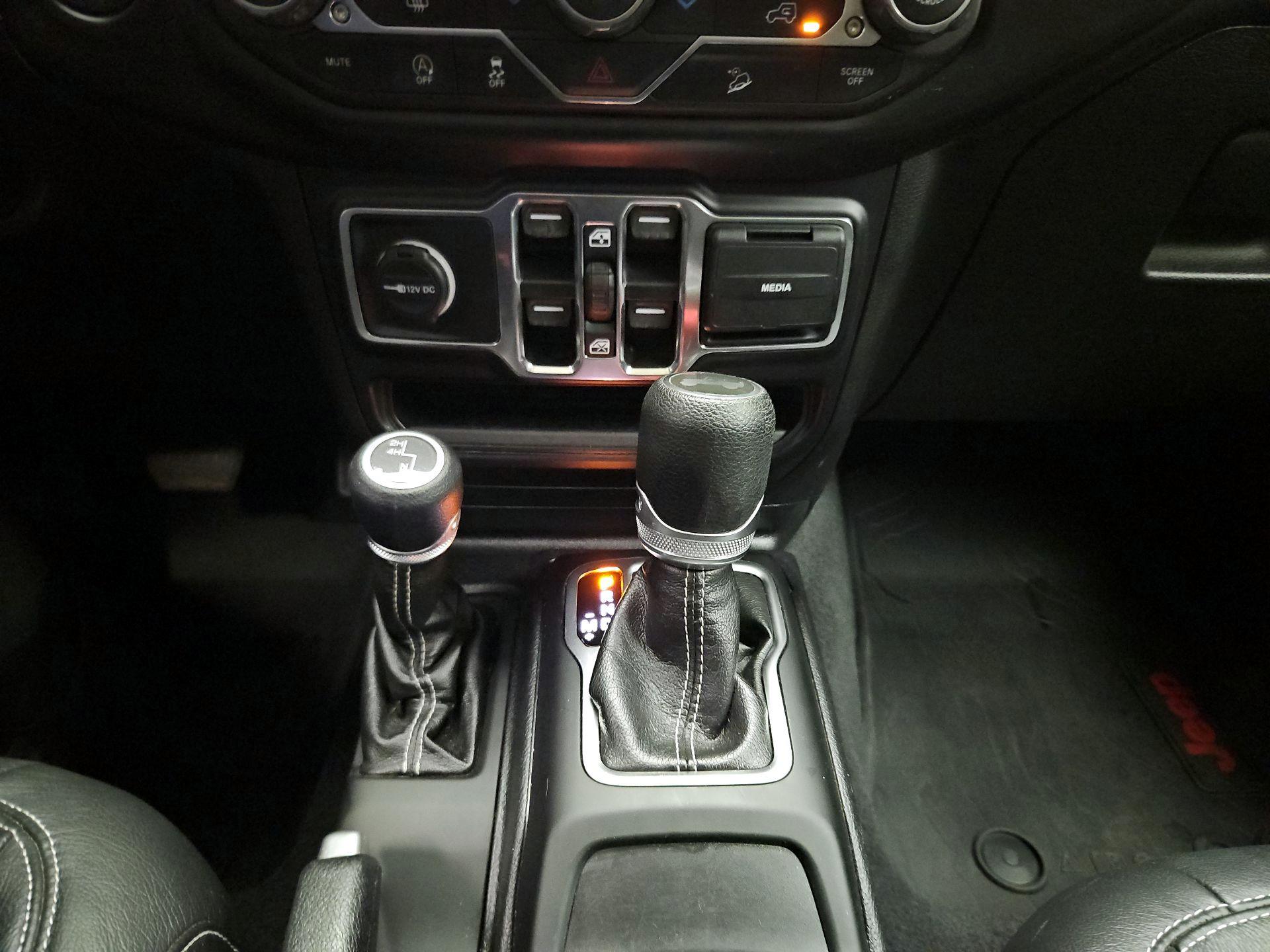 Thumbnail: 2020 Jeep Wrangler - 16