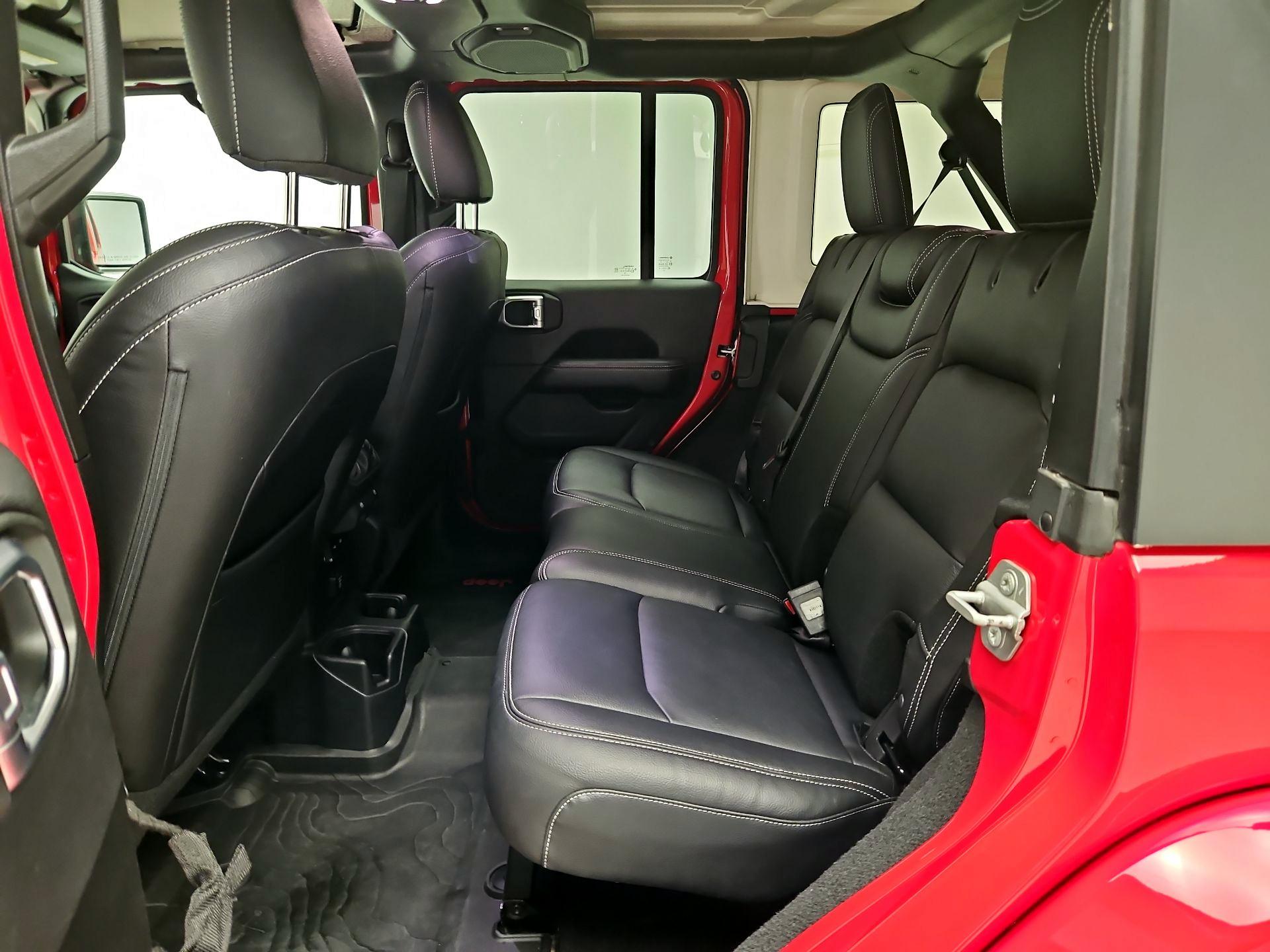 Thumbnail: 2020 Jeep Wrangler - 17