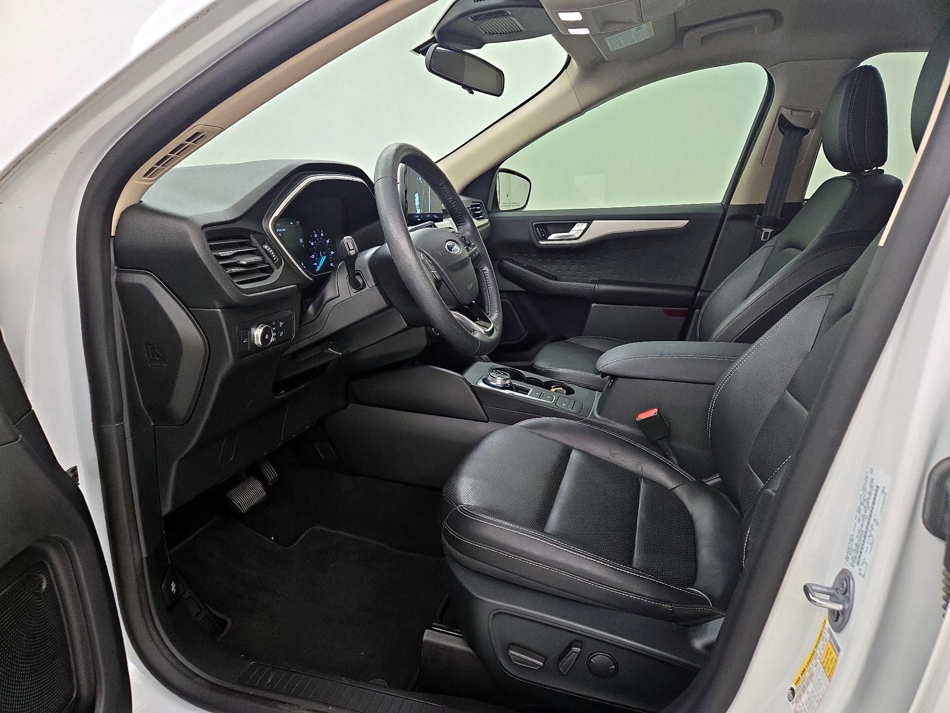 Thumbnail: 2020 Ford Escape - 11