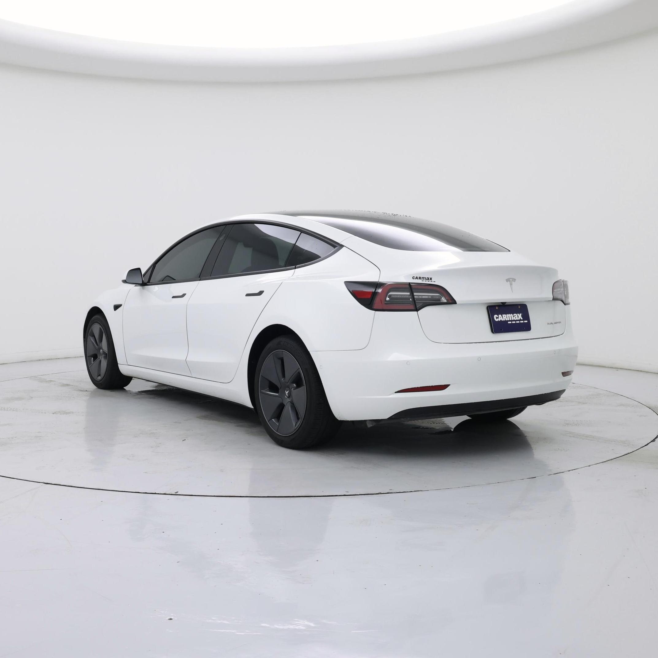 Thumbnail: 2022 Tesla Model 3 - 2