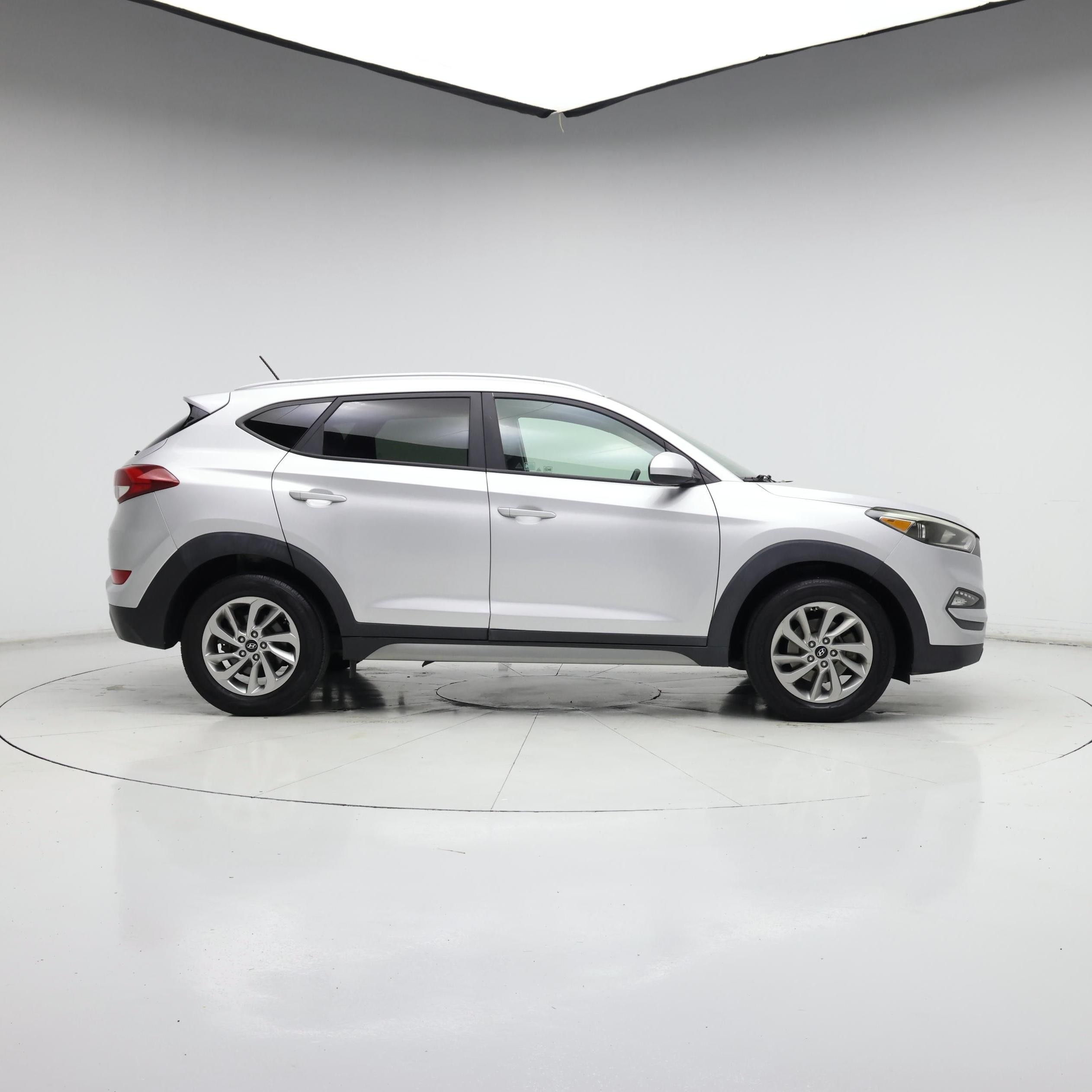 Thumbnail: 2017 Hyundai Tucson - 7