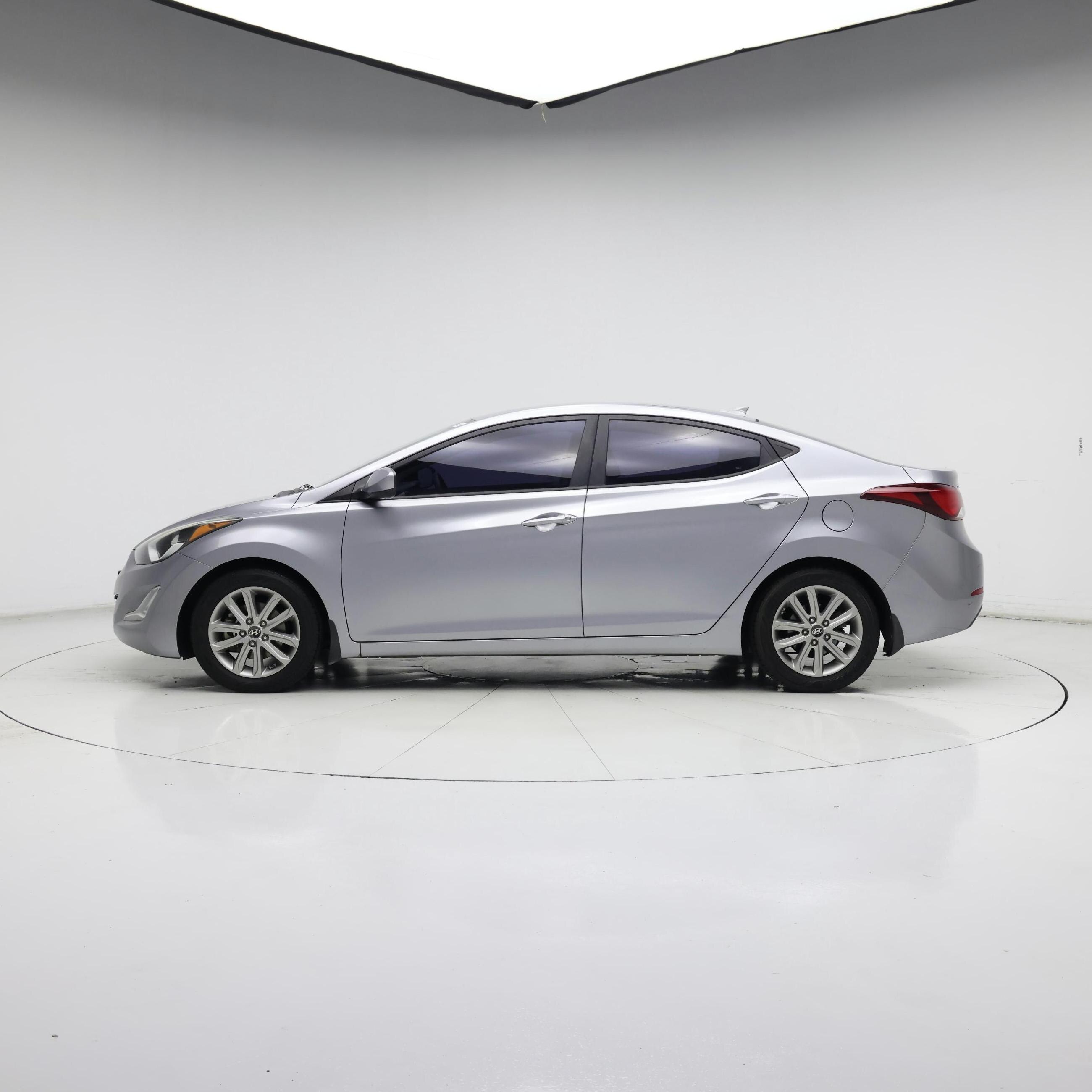 Thumbnail: 2016 Hyundai Elantra - 3