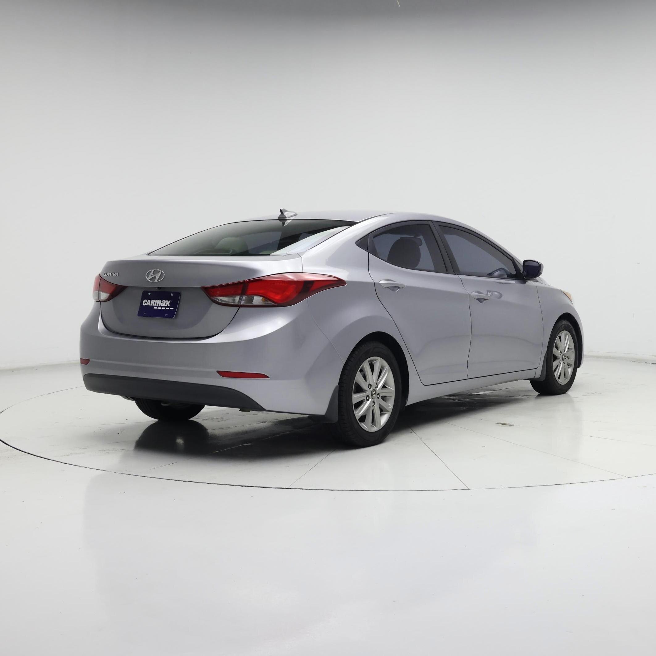 Thumbnail: 2016 Hyundai Elantra - 8