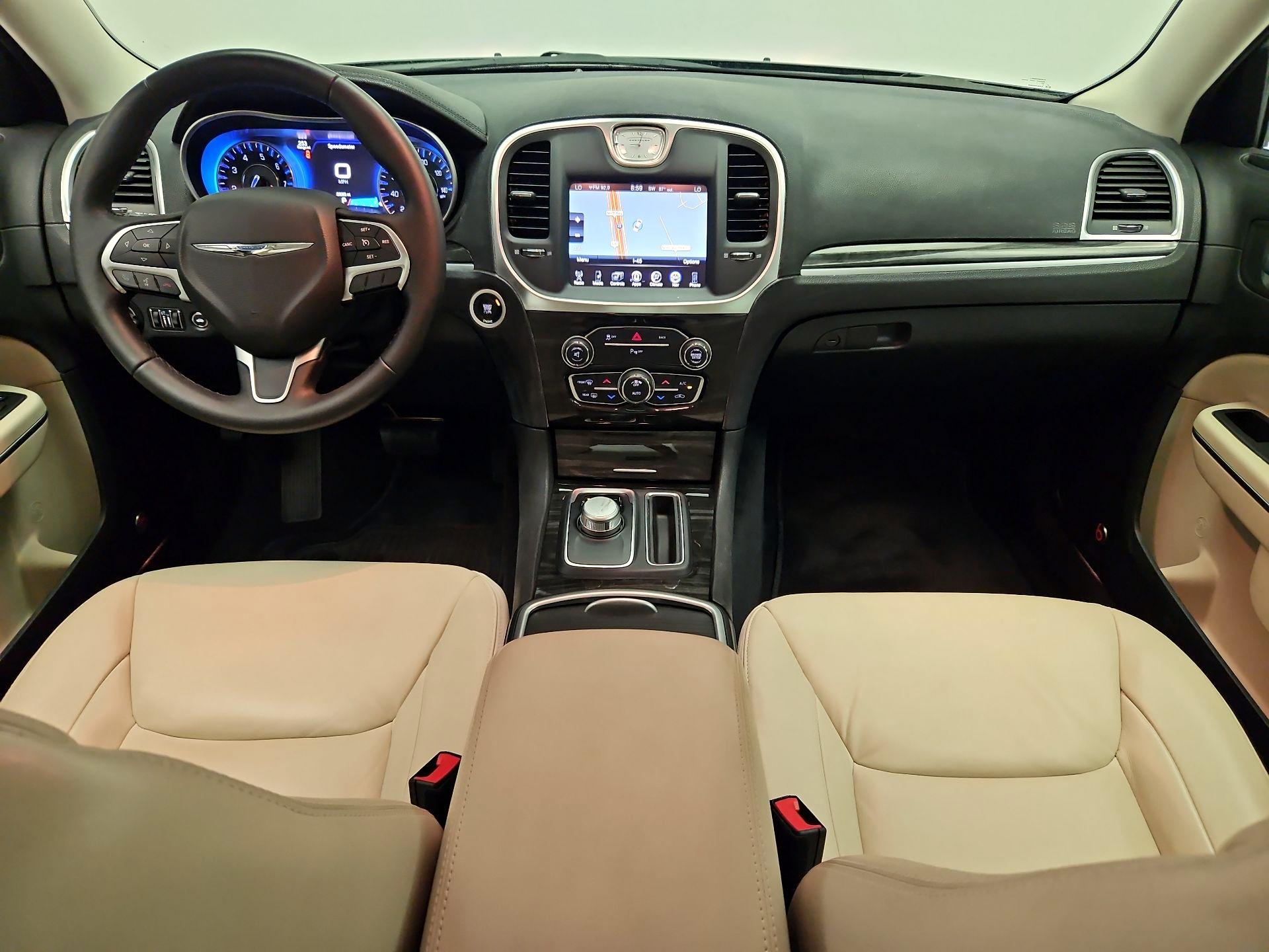 Thumbnail: 2015 Chrysler 300 - 9