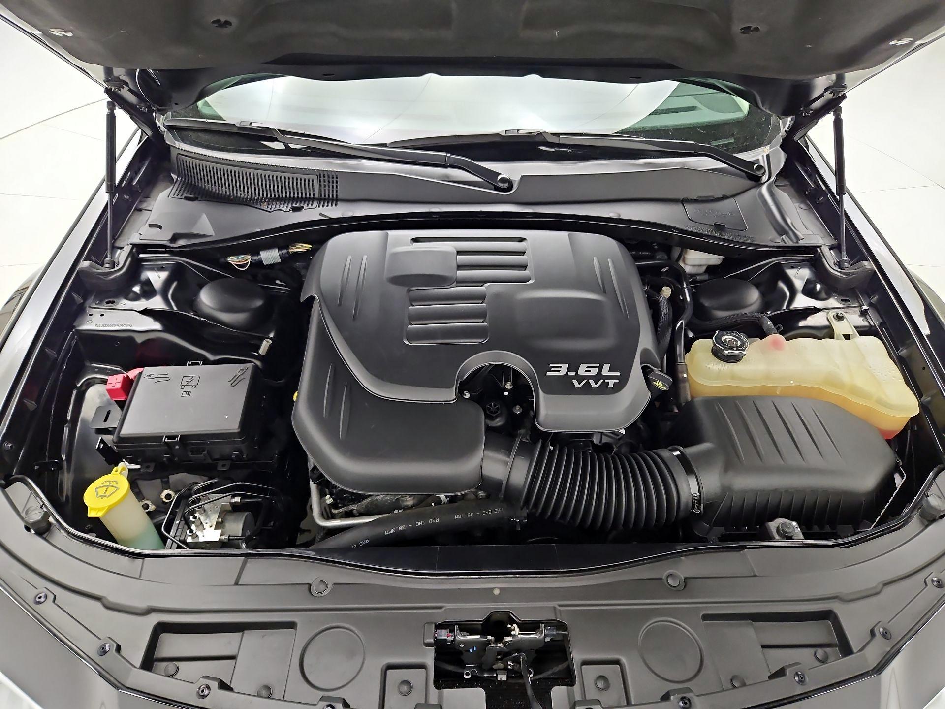 Thumbnail: 2015 Chrysler 300 - 20