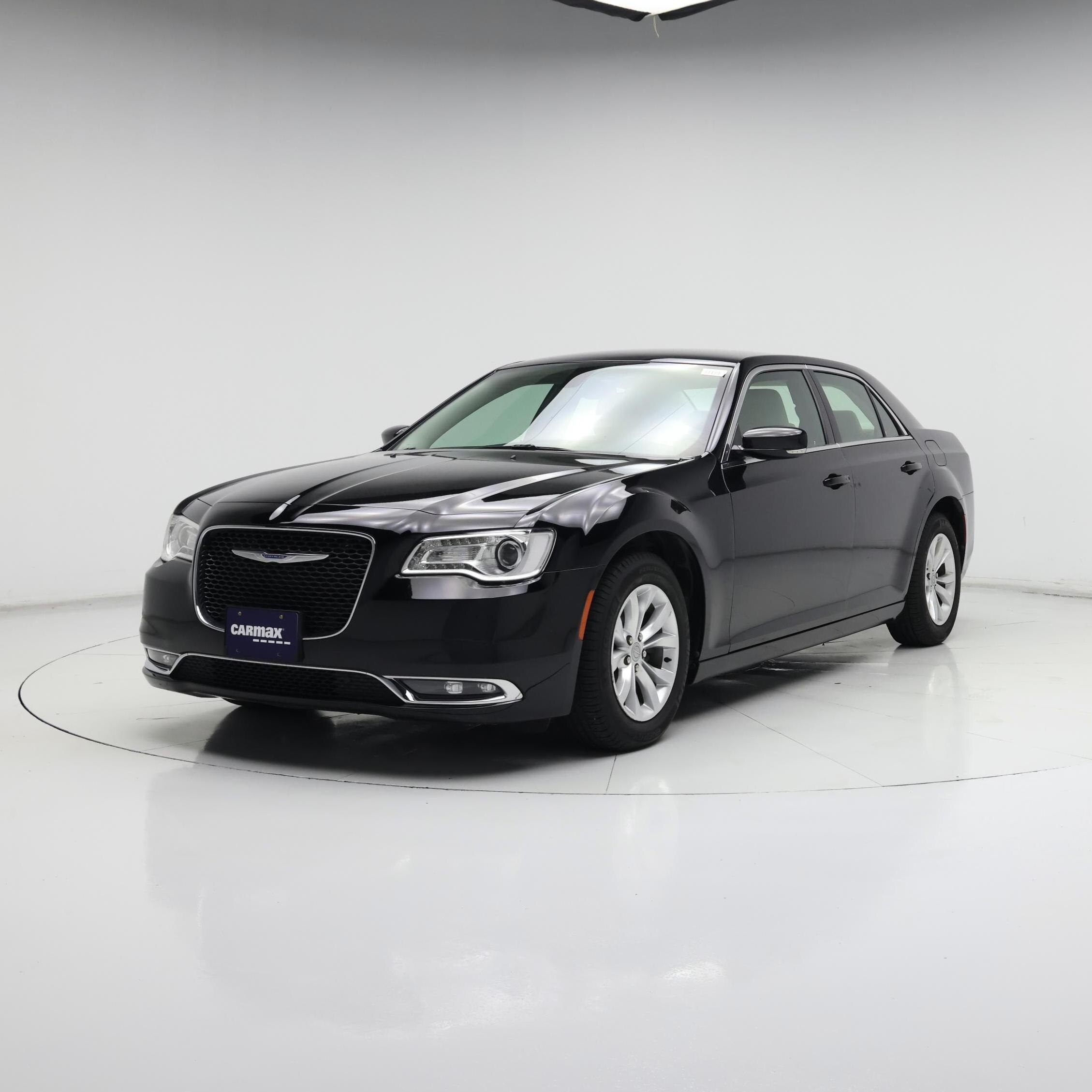 Thumbnail: 2015 Chrysler 300 - 4