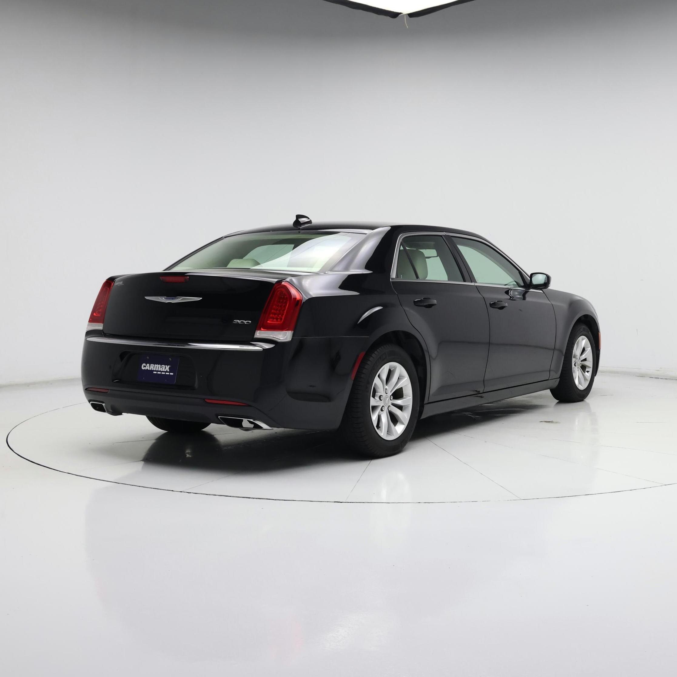 Thumbnail: 2015 Chrysler 300 - 8