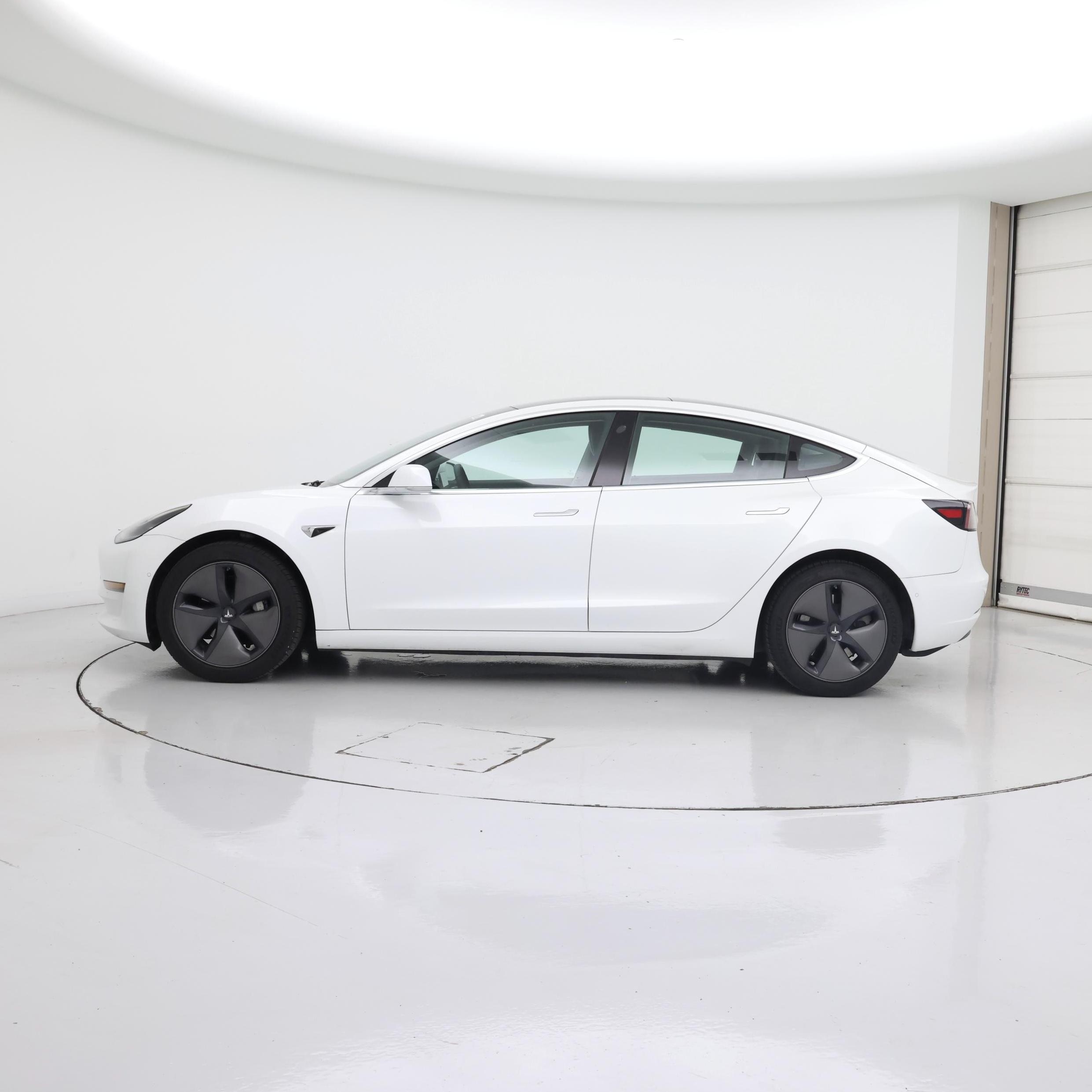 Thumbnail: 2020 Tesla Model 3 - 3