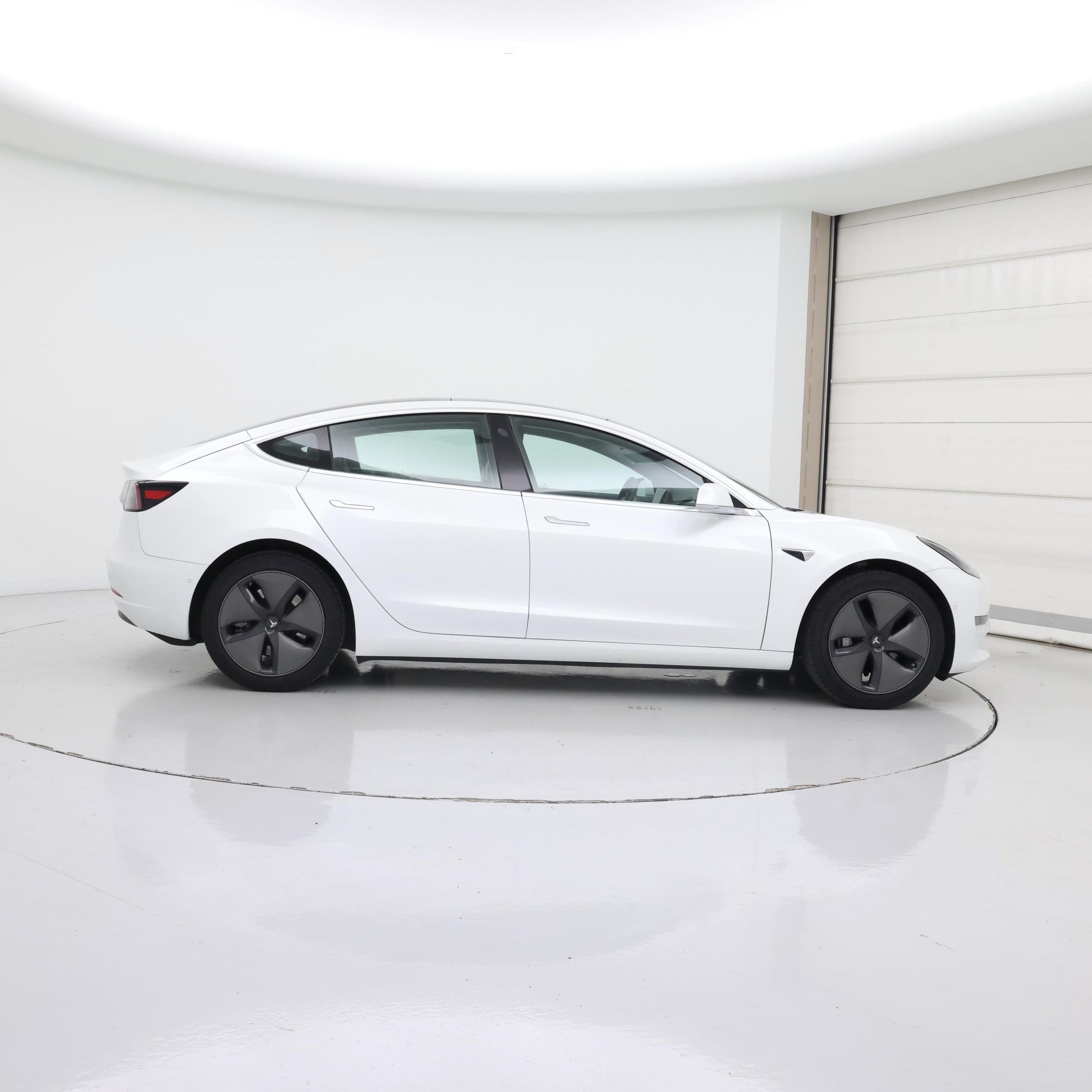 Thumbnail: 2020 Tesla Model 3 - 7
