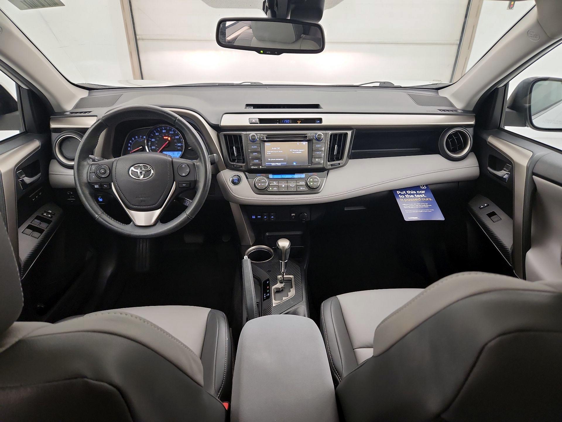 Thumbnail: 2015 Toyota RAV4 - 9