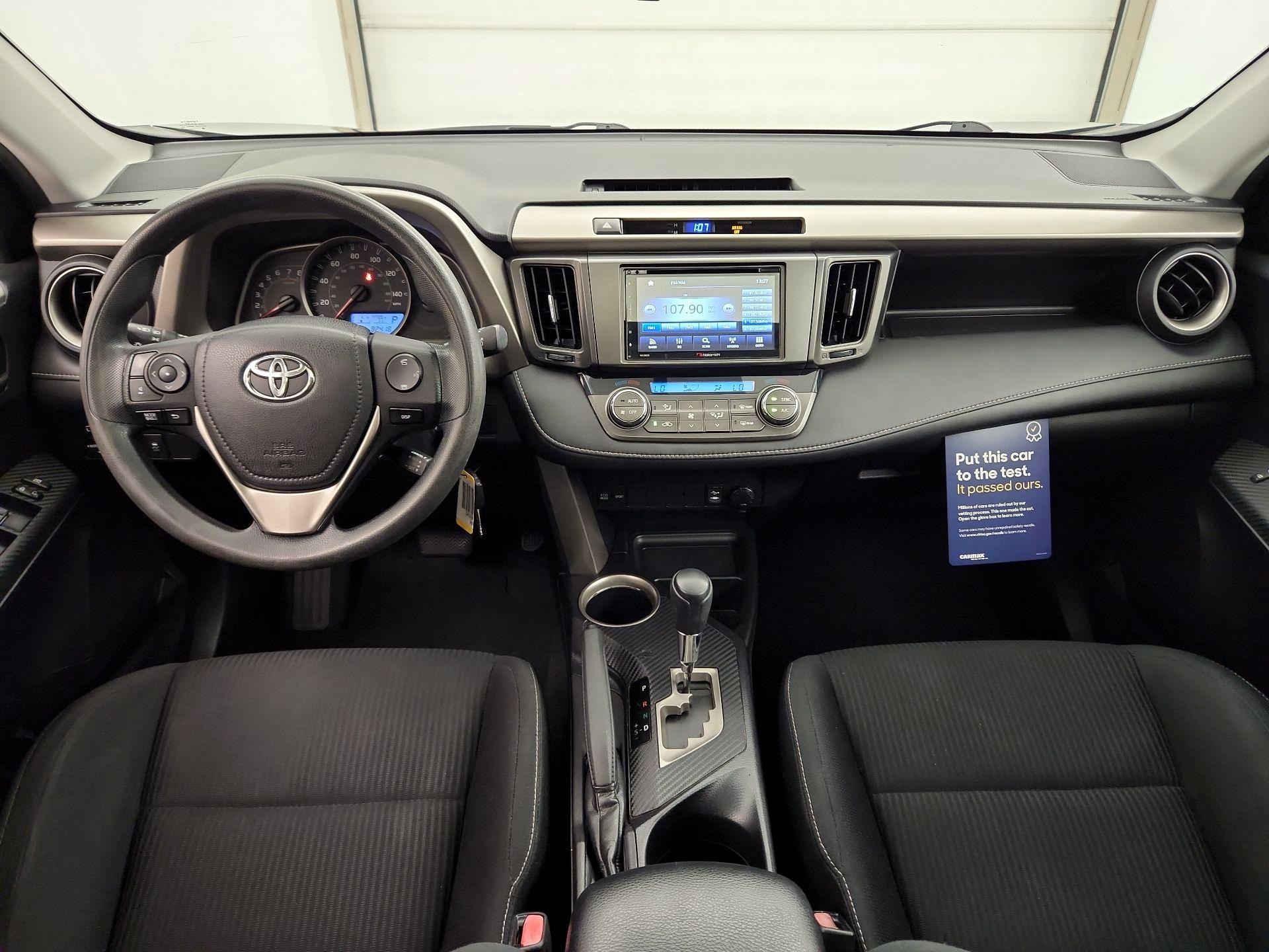 Thumbnail: 2014 Toyota RAV4 - 9