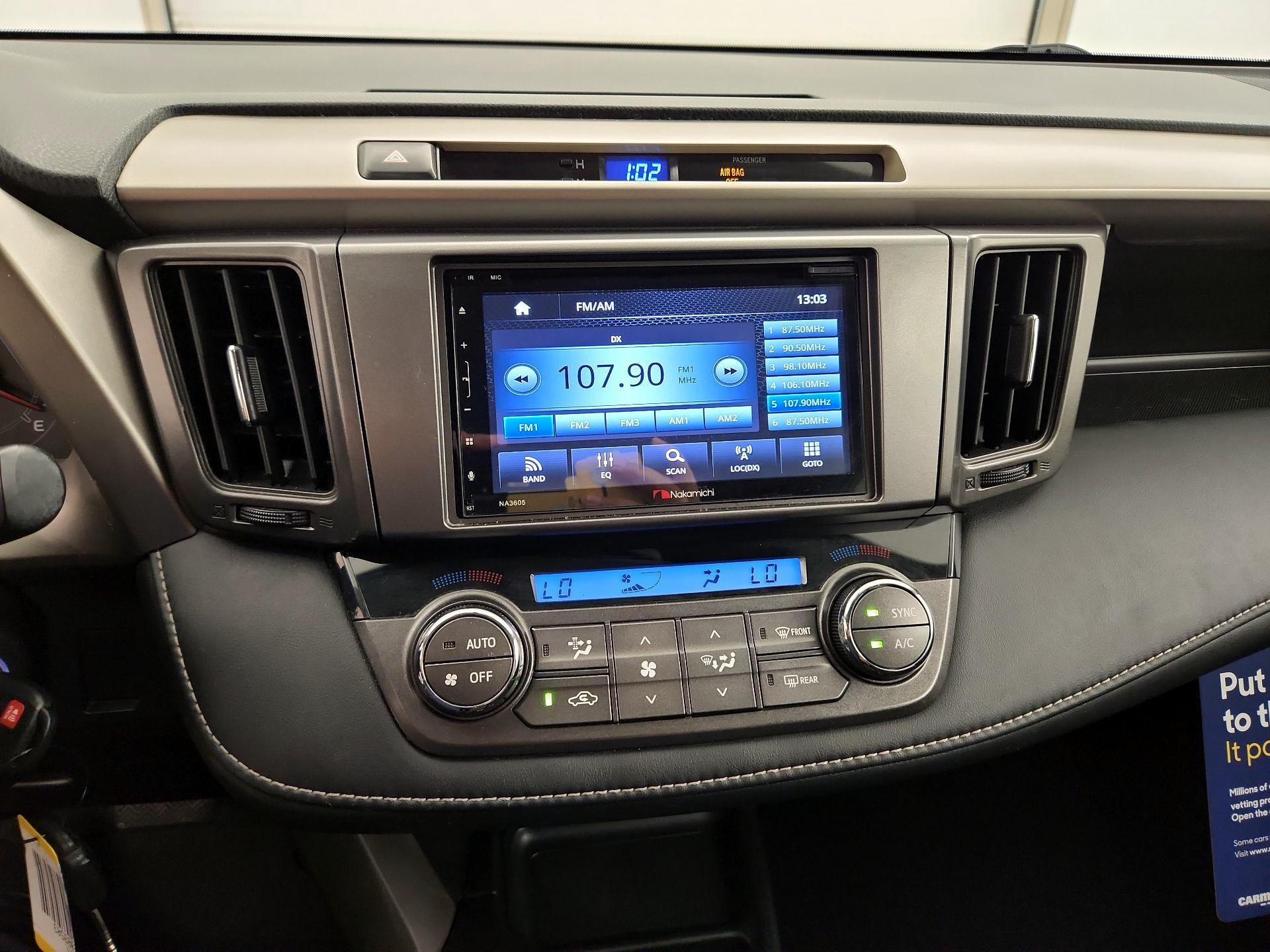 Thumbnail: 2014 Toyota RAV4 - 15
