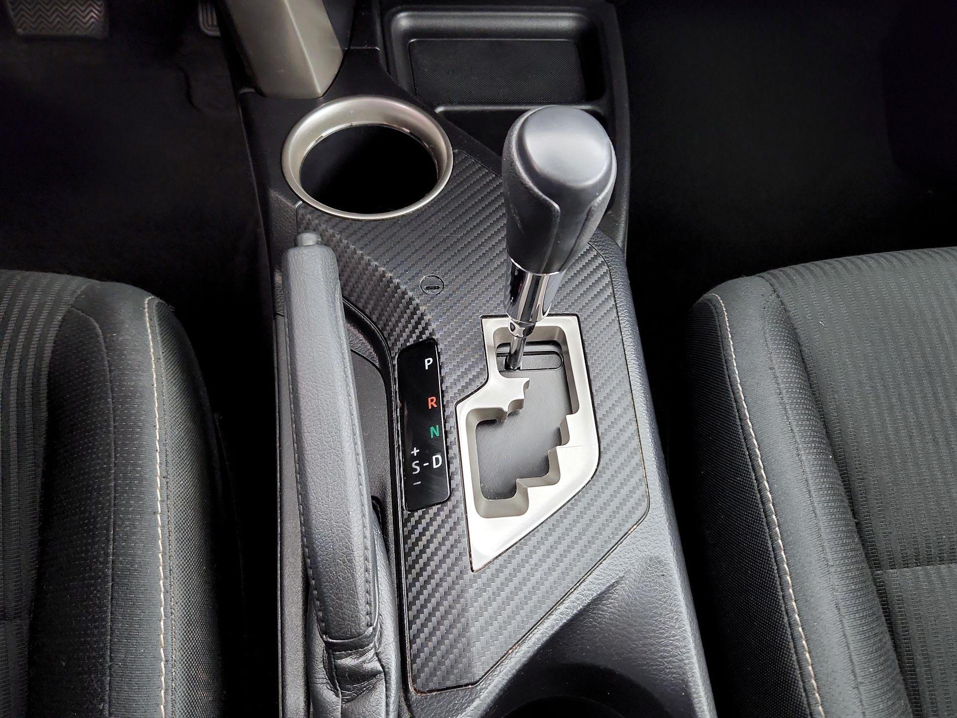 Thumbnail: 2014 Toyota RAV4 - 17