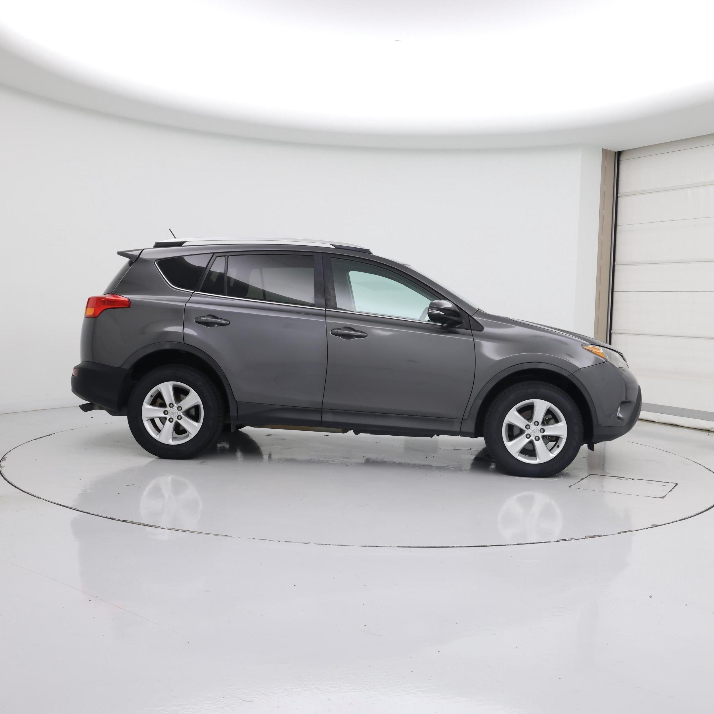 Thumbnail: 2014 Toyota RAV4 - 7