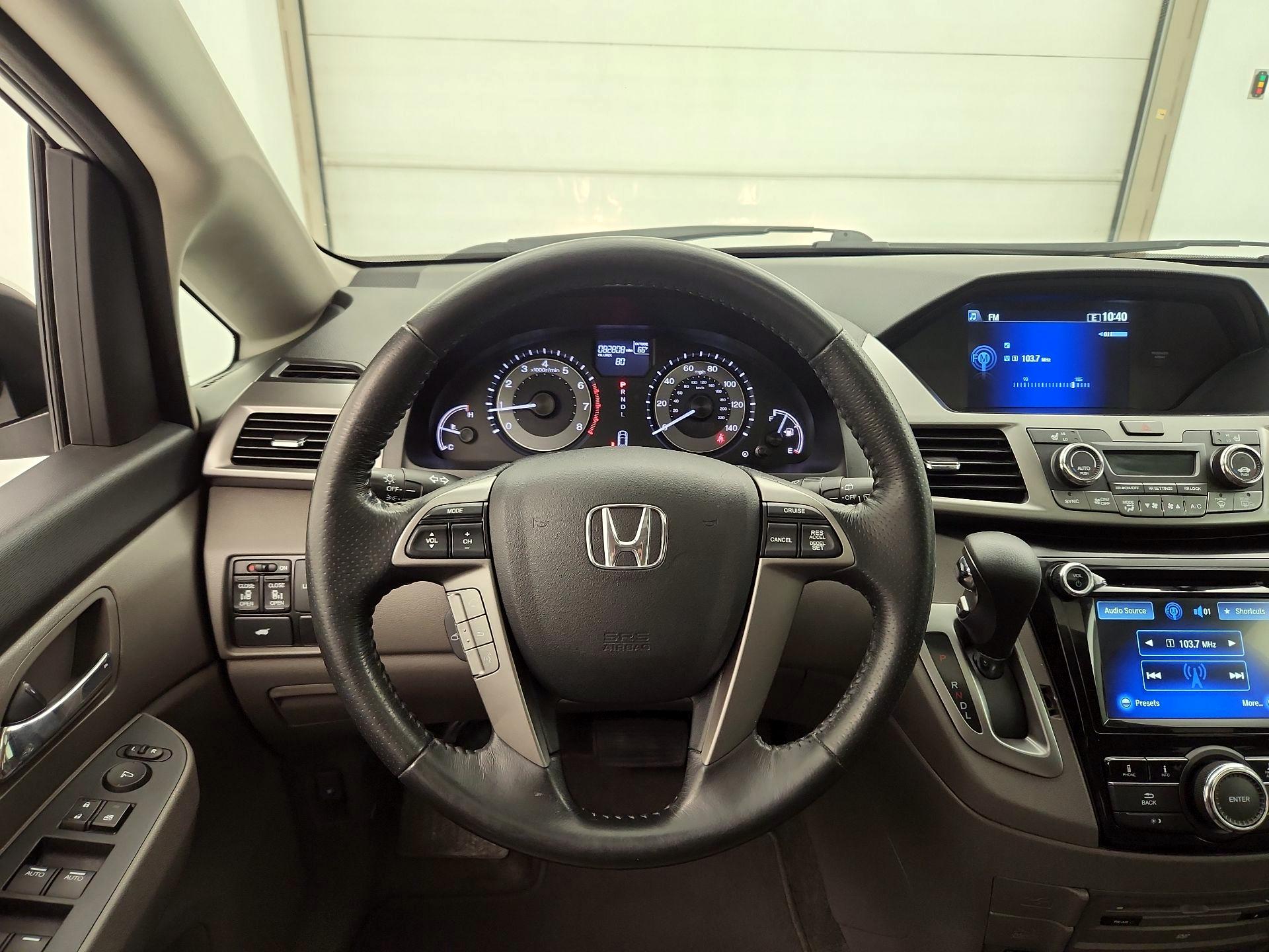 Thumbnail: 2016 Honda Odyssey - 10