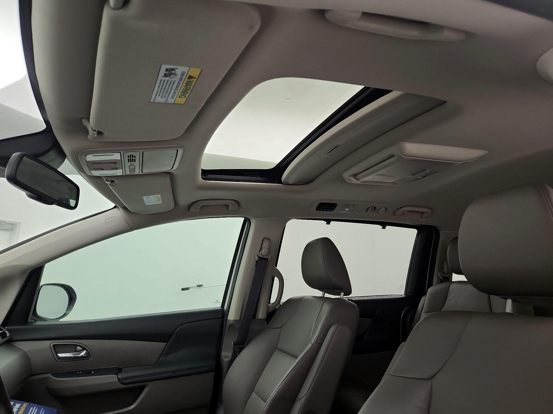 Thumbnail: 2016 Honda Odyssey - 19
