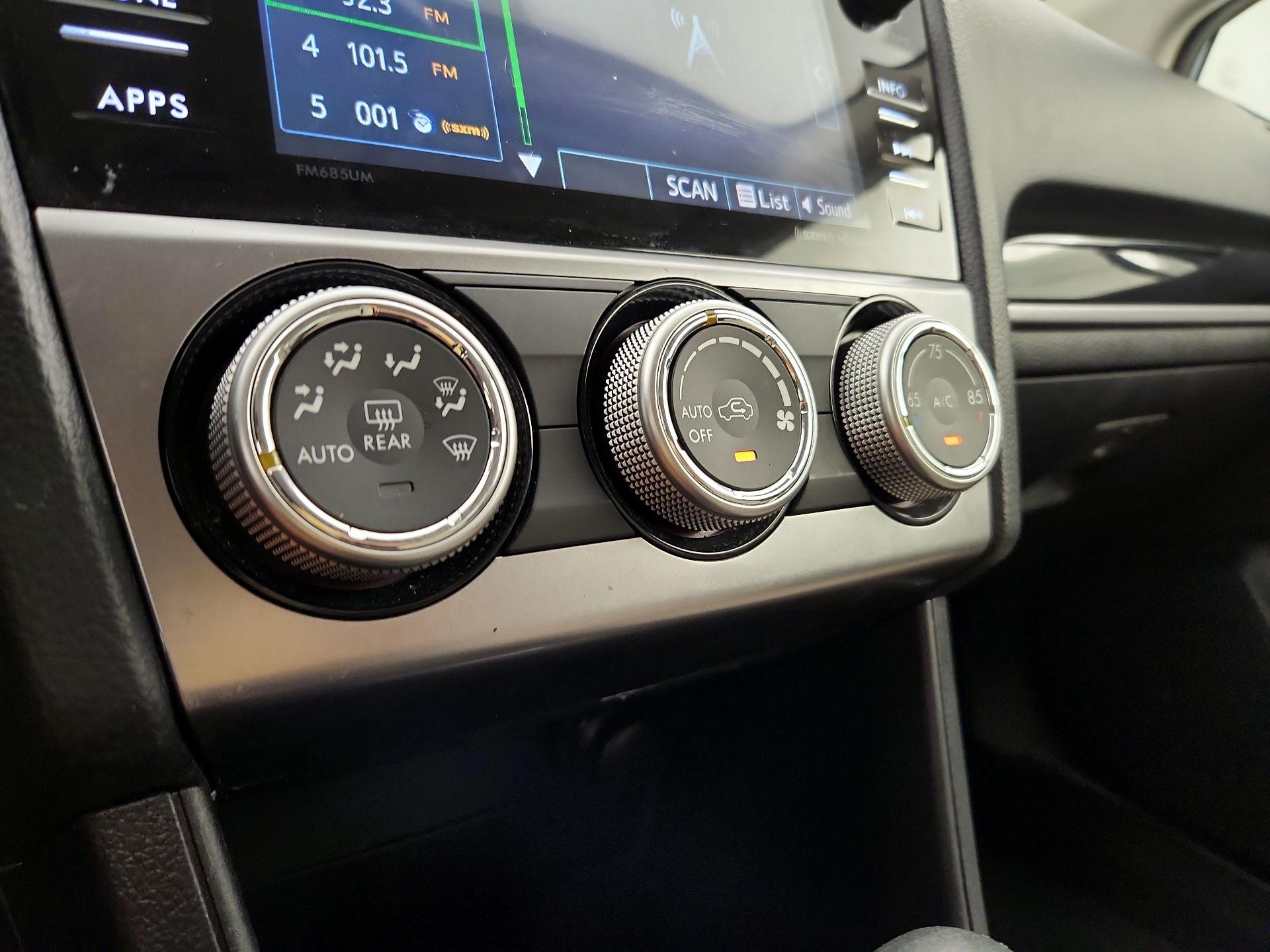 Thumbnail: 2016 Subaru XV Crosstrek - 16