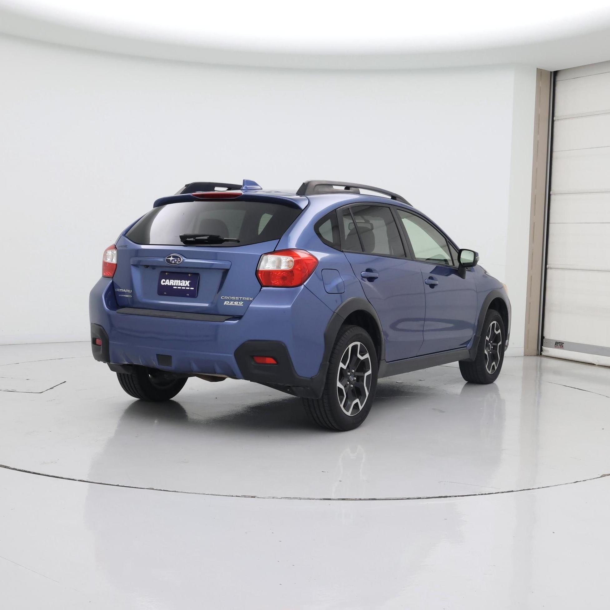 Thumbnail: 2016 Subaru XV Crosstrek - 8