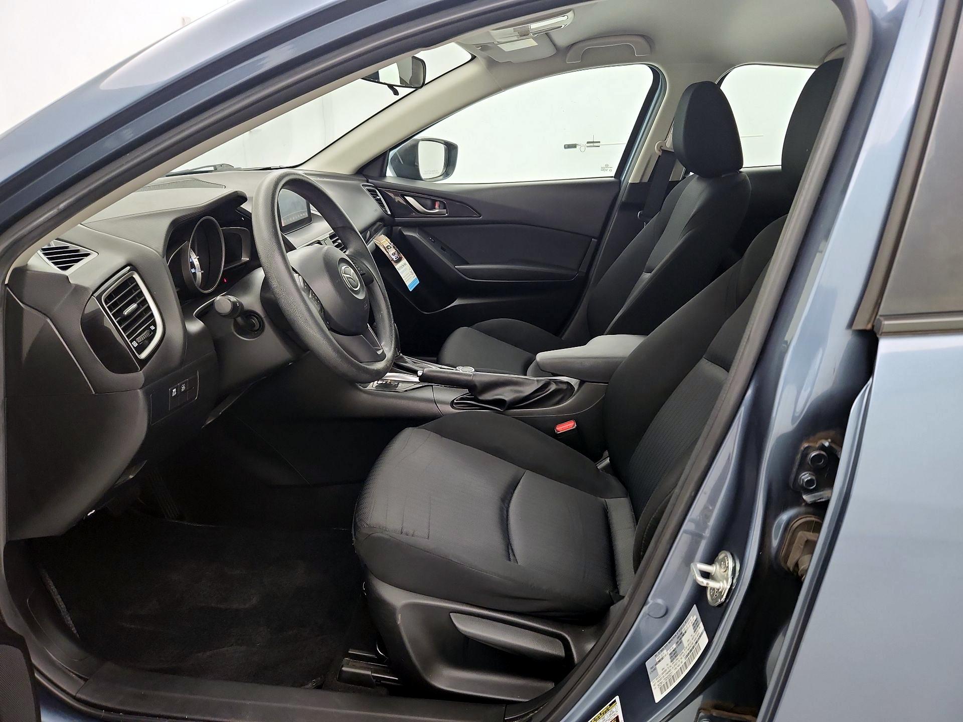 Thumbnail: 2016 Mazda Mazda3 - 11