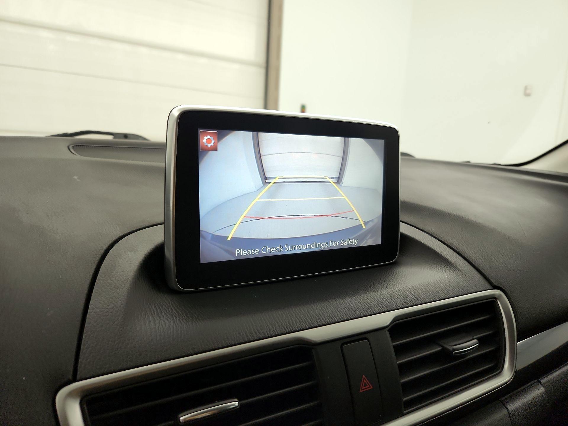 Thumbnail: 2016 Mazda Mazda3 - 14