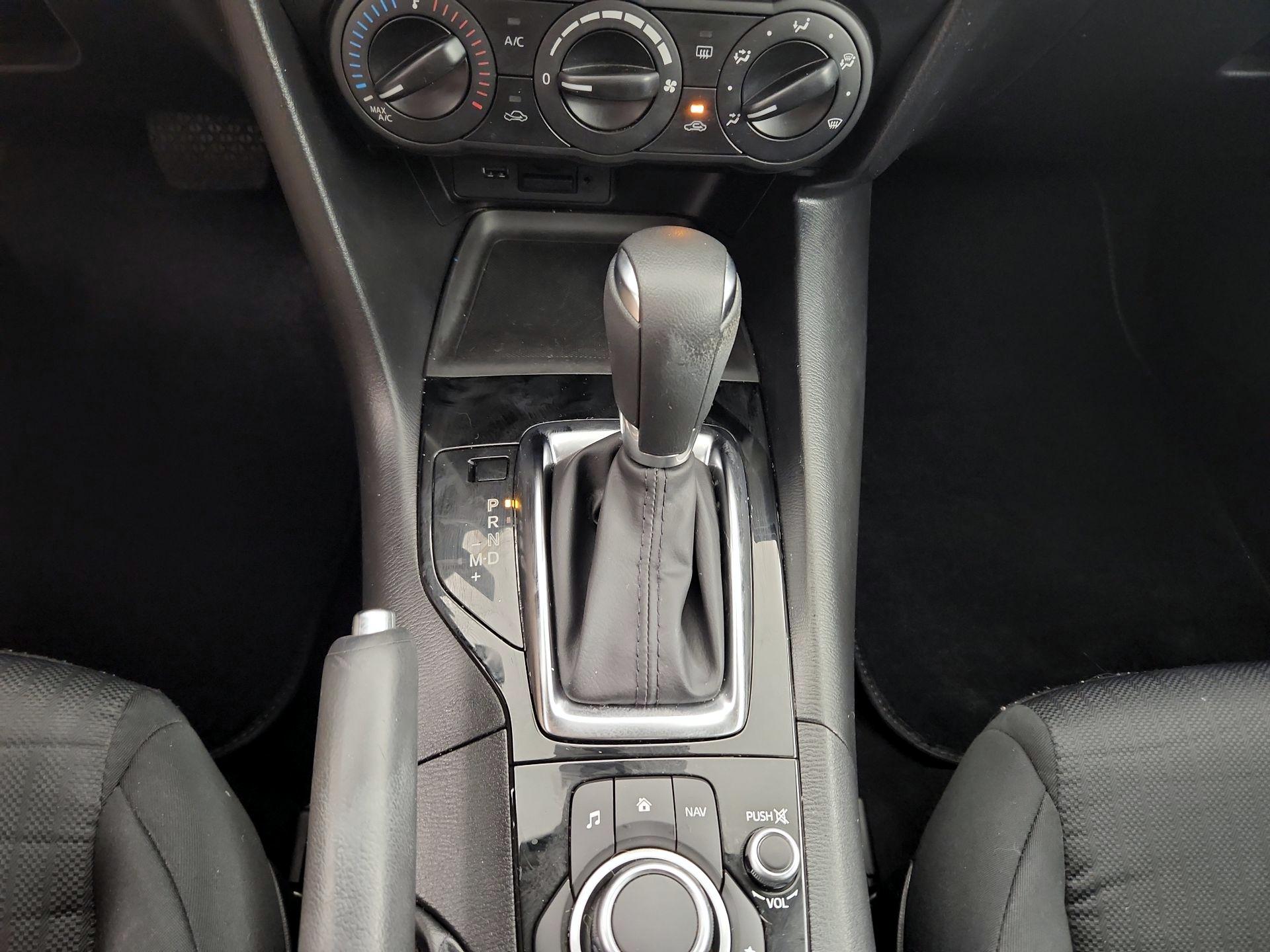 Thumbnail: 2016 Mazda Mazda3 - 17